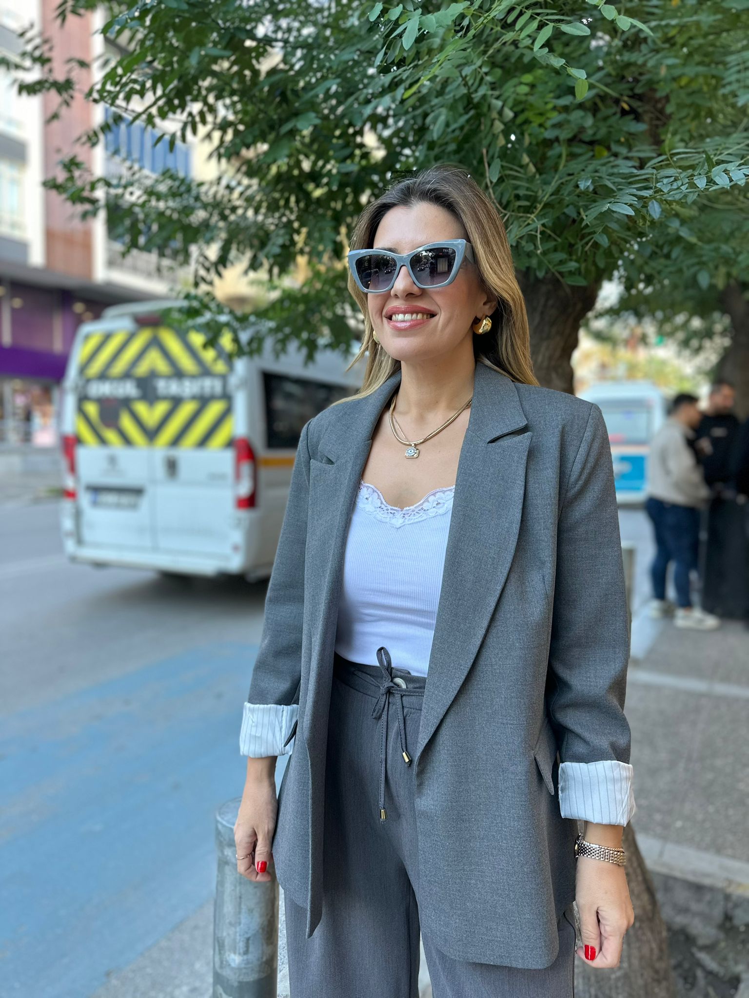 Kol Katlamalı İç Astarlı Vatkalı  Blazer Ceket