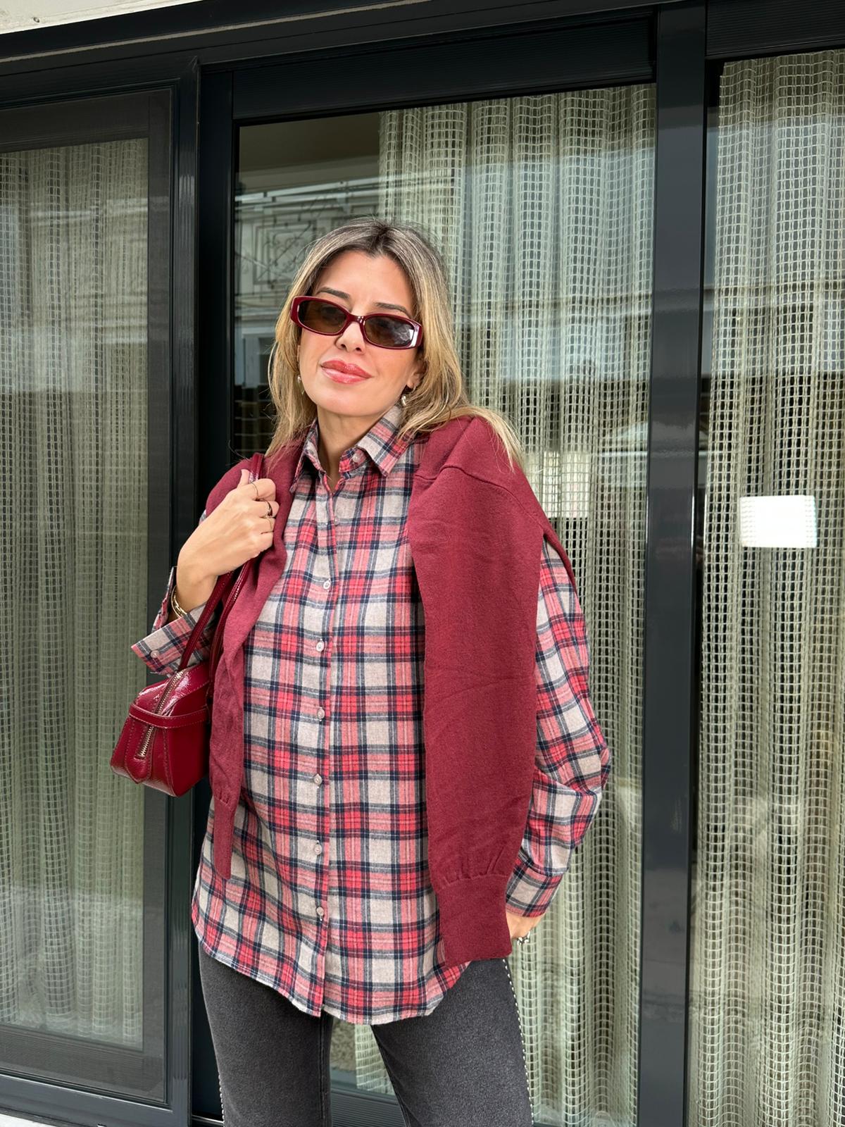 Ekoseli Gömlek Bej-Kırmızı