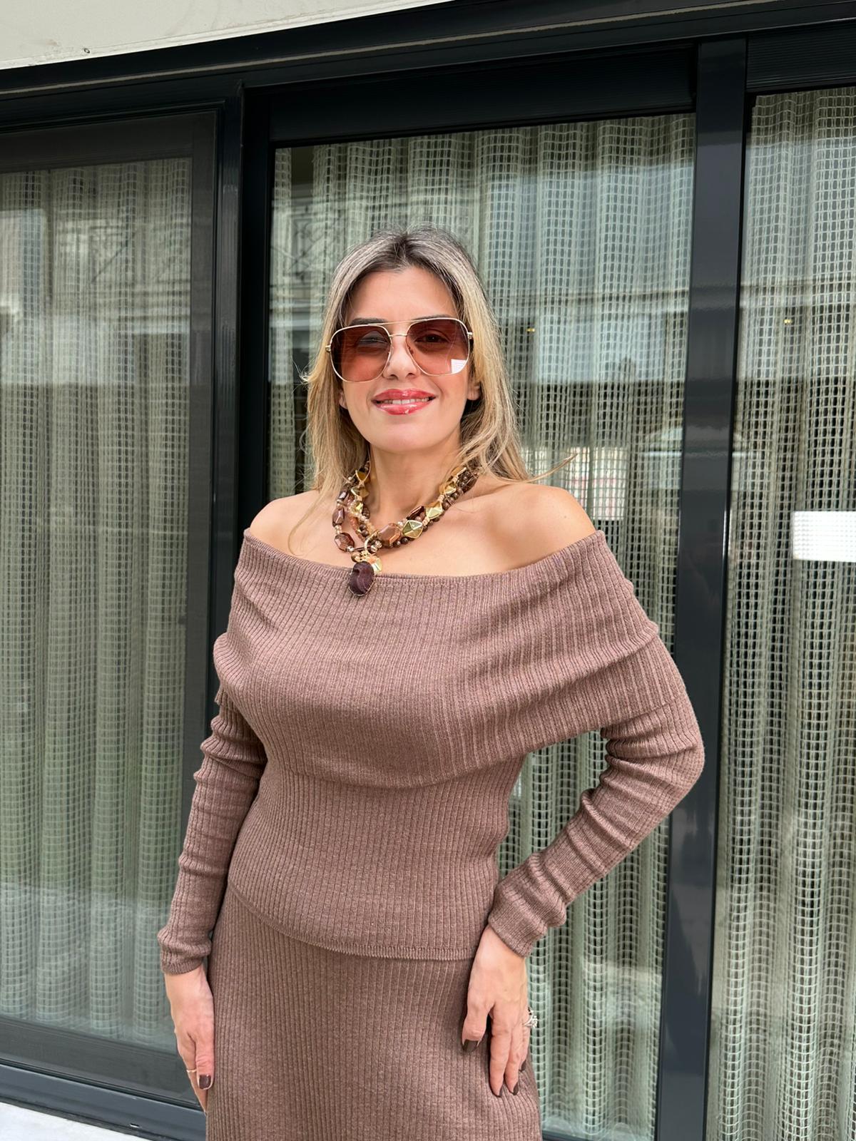 Madonna Yaka Bluz Etek Takım