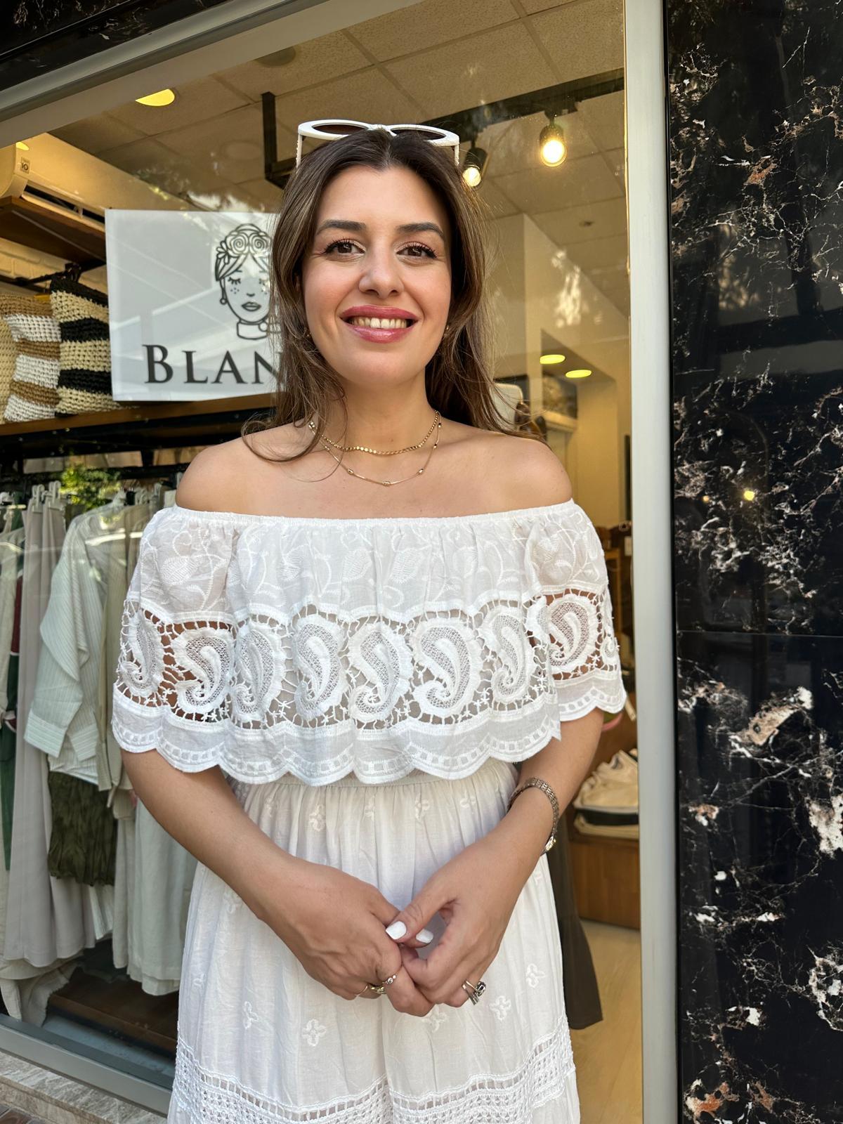 Madonna Yaka Güpür Detaylı Fisto Elbise