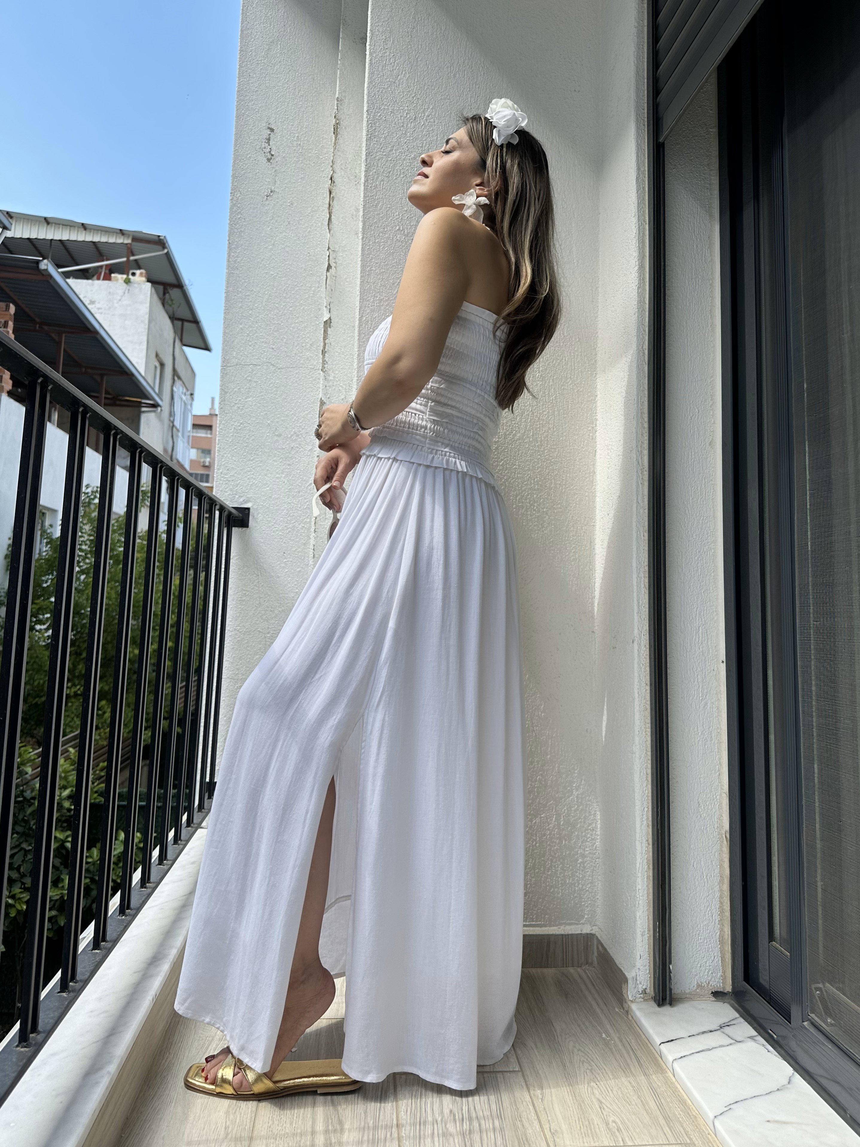 Gipe Detaylı Straplez Elbise
