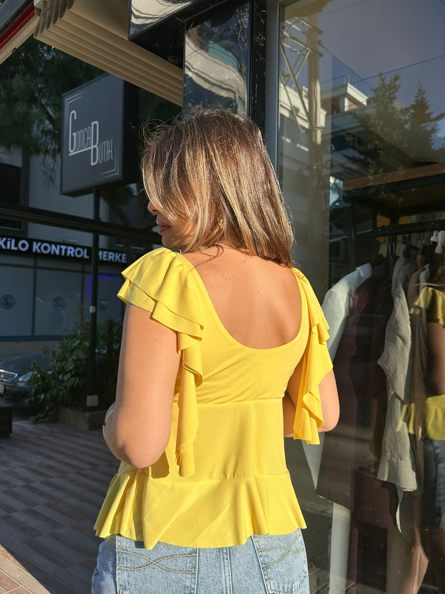 Fırfır Detaylı Bluz
