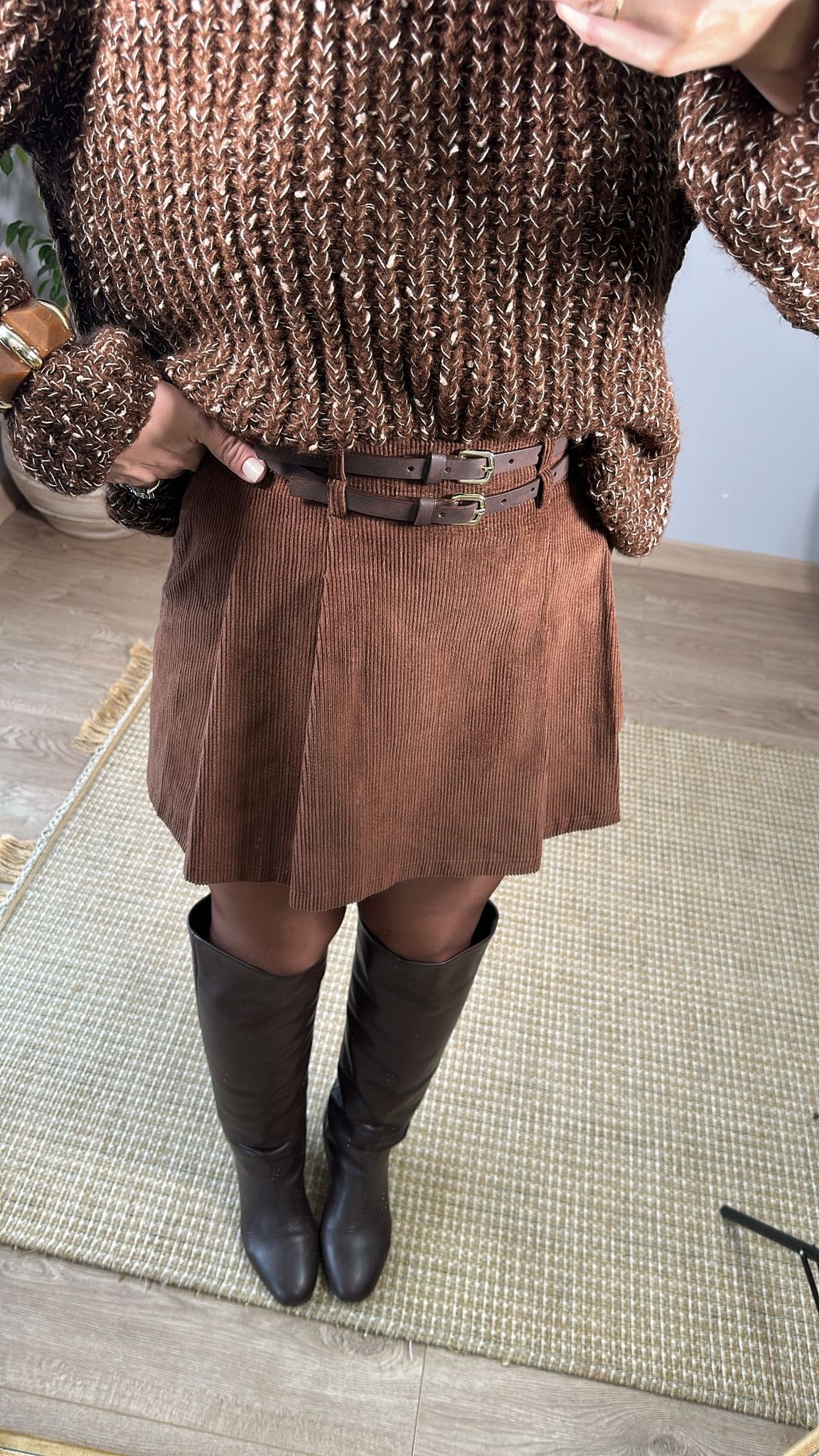 Kadife Pileli Çift Kemerli Şort Etek