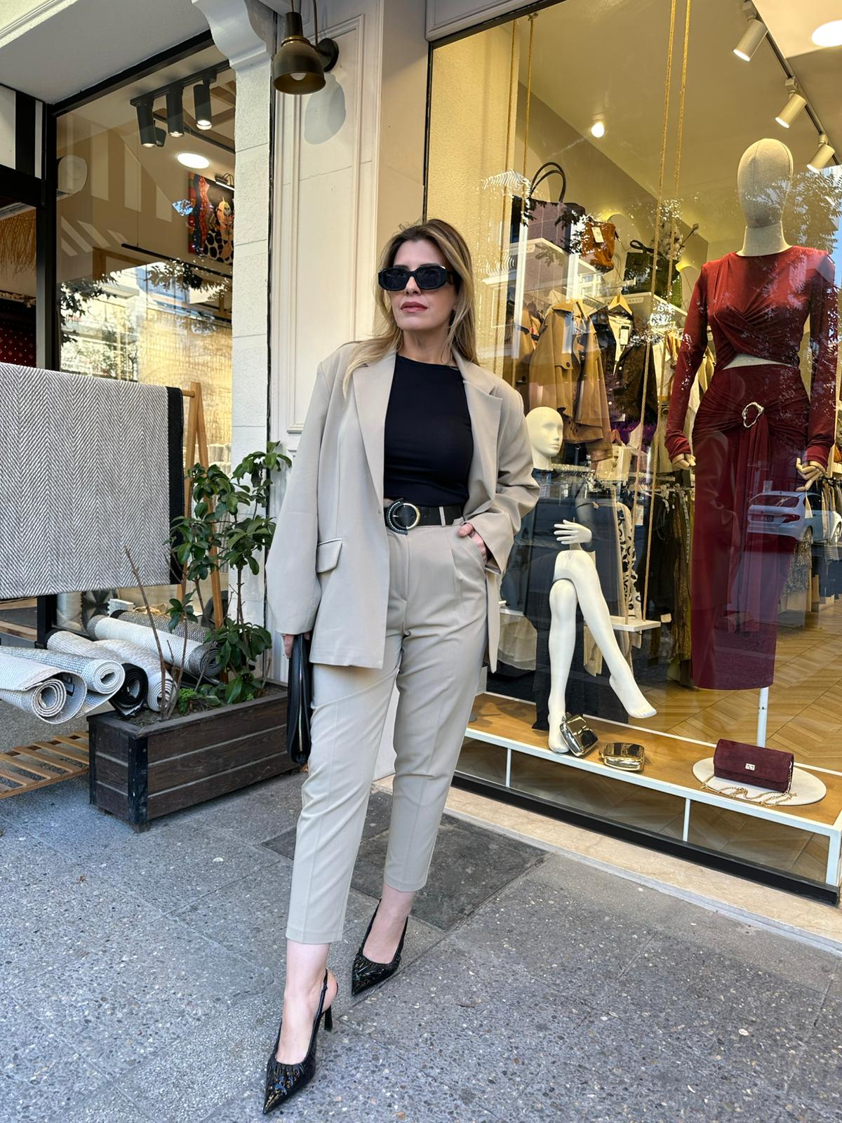 Beli Kemerli Dar Paça Kumaş Pantolon - Camel