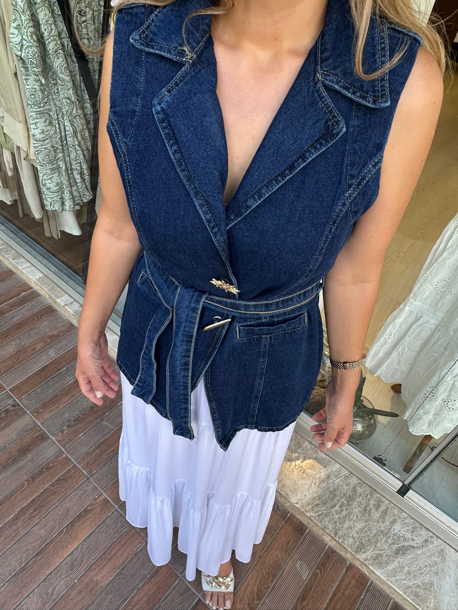  Yakalı Gold Düğme Detaylı Denim Yelek