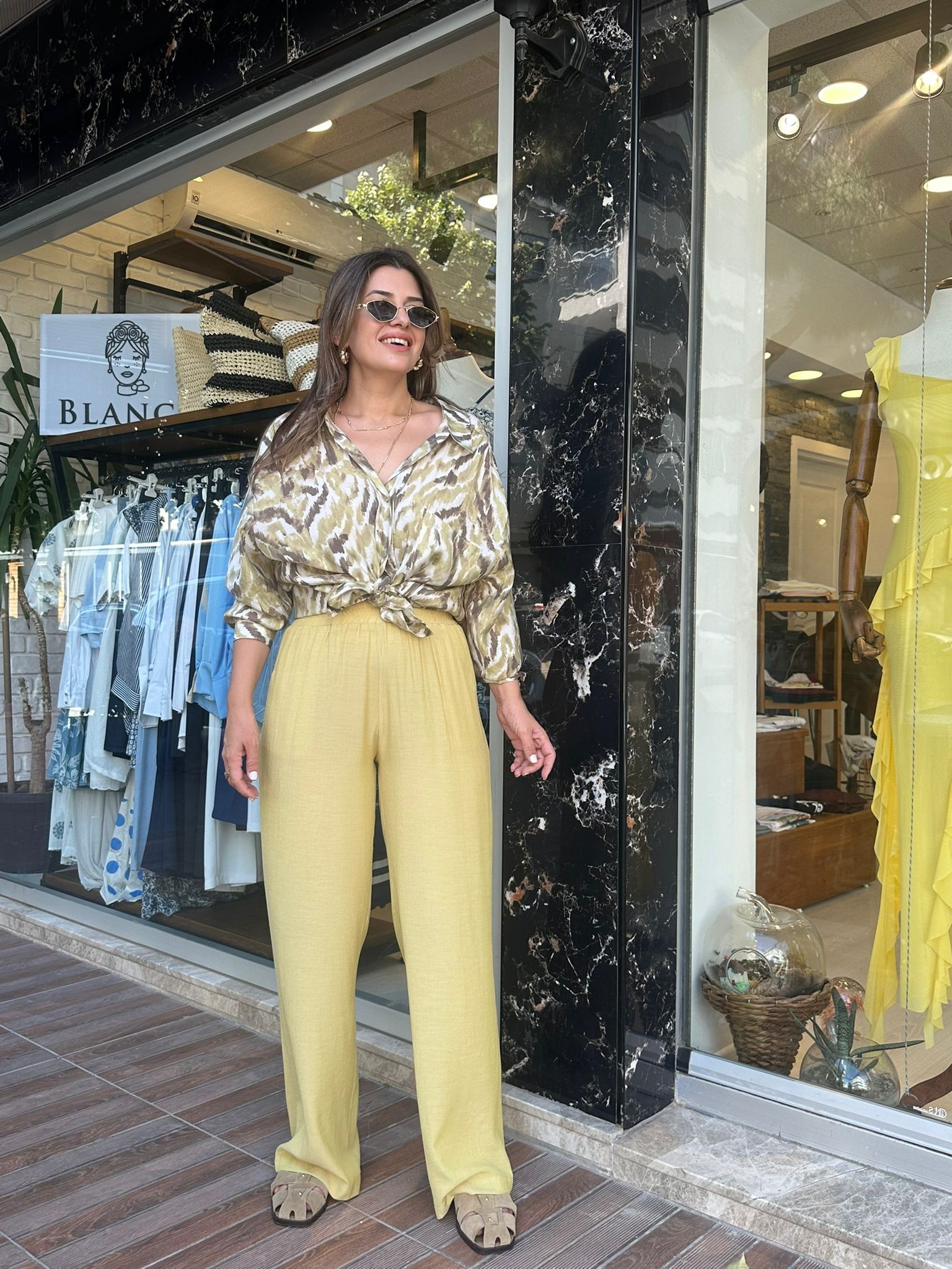 Bel Lastik Detaylı Yağ Yeşili Pantolon