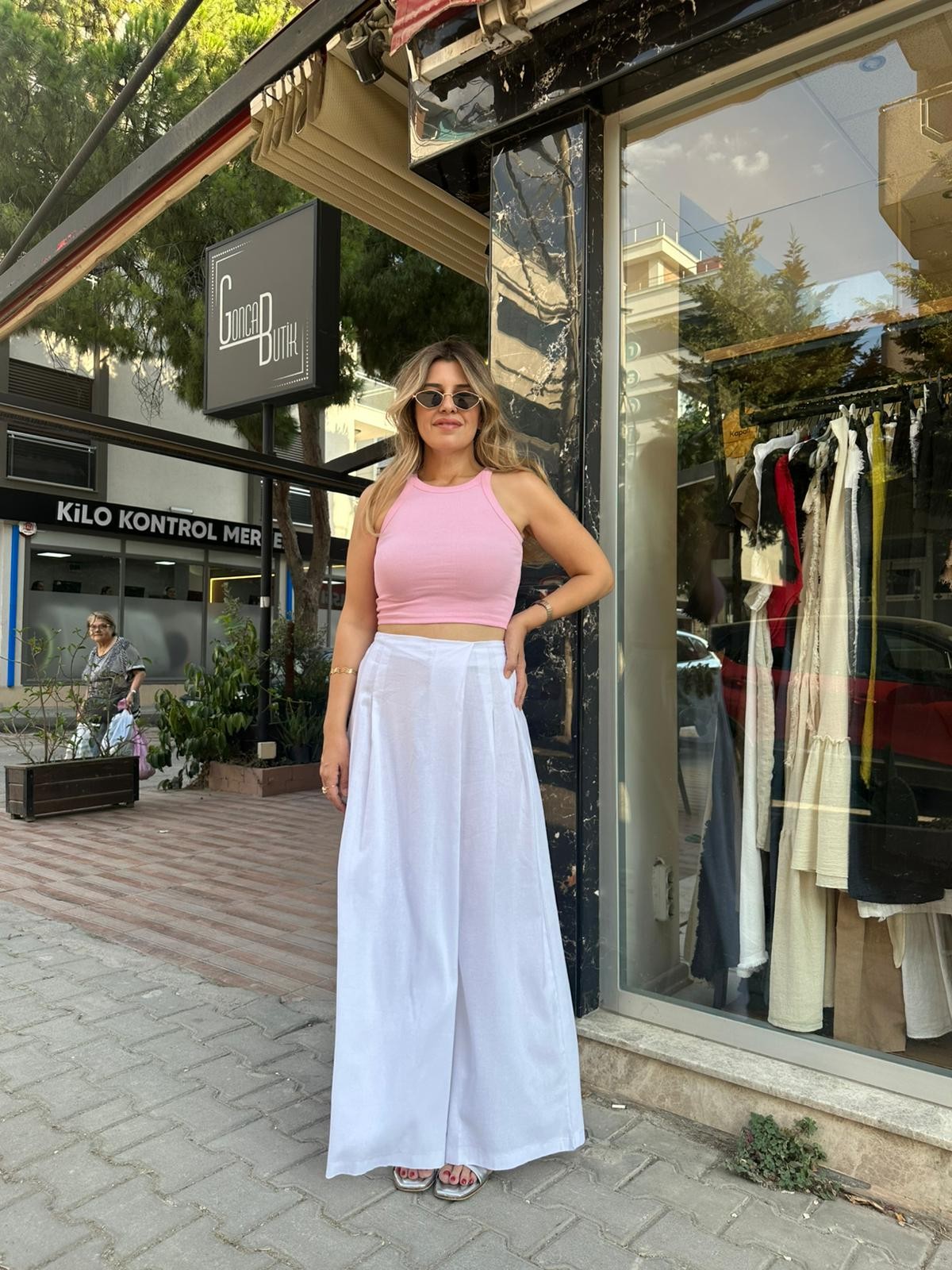 Ön Kapamalı Beli Lastikli Pantolon