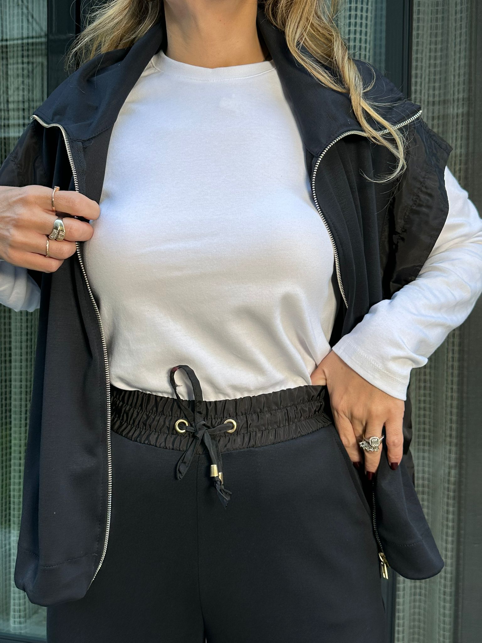 Yelekli Paraşüt Kumaş Detaylı Eşofman Takımı