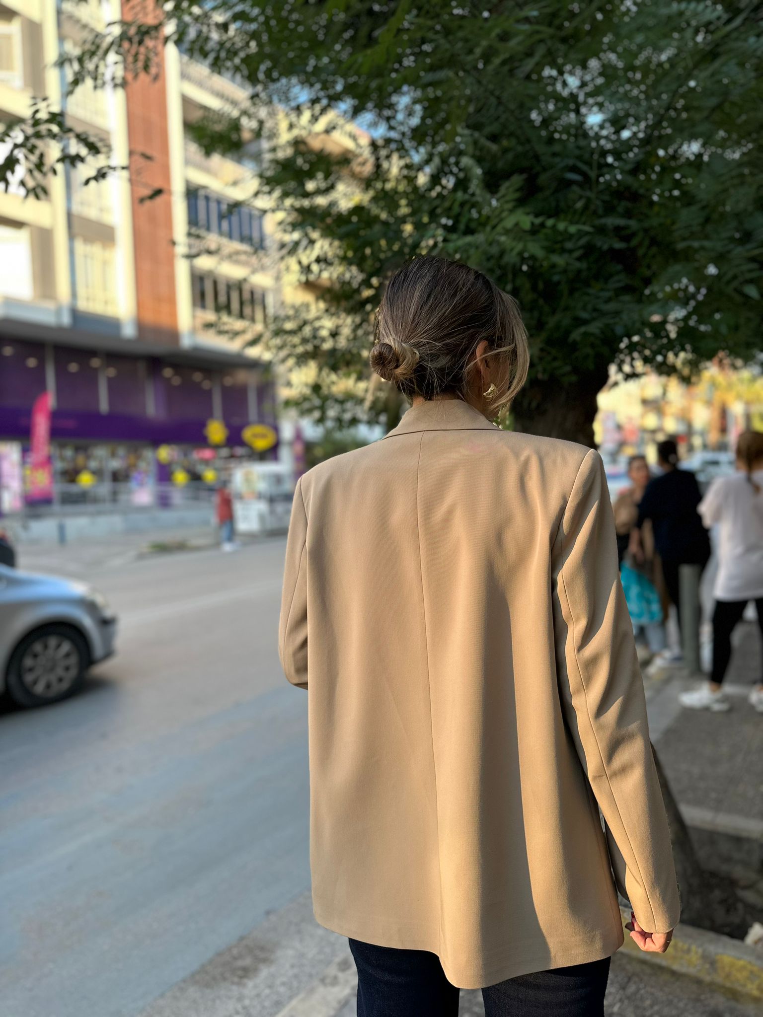 Ön Düğmeli Vatkalı Blazer Ceket