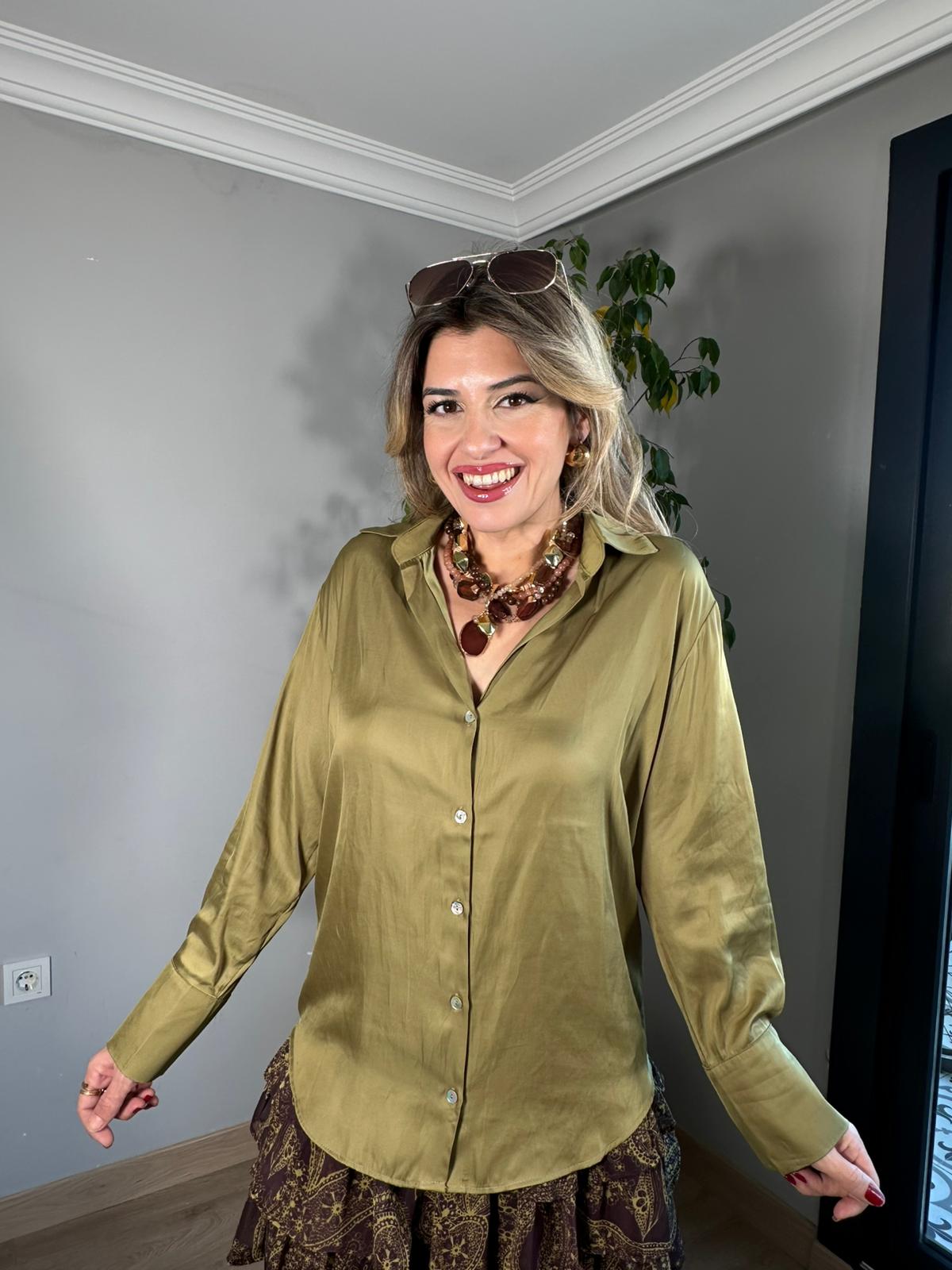 Diagonal Desen Saten Gömlek