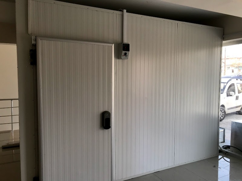 250x300x240 cm +5°C/-5°C soğuk oda