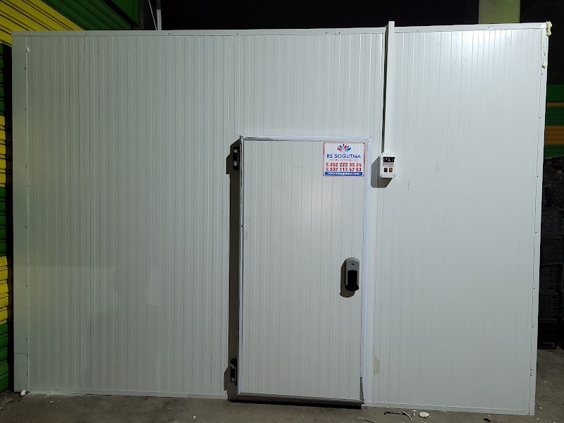300x400x240 CM +5°C/-5°C Soğuk Oda