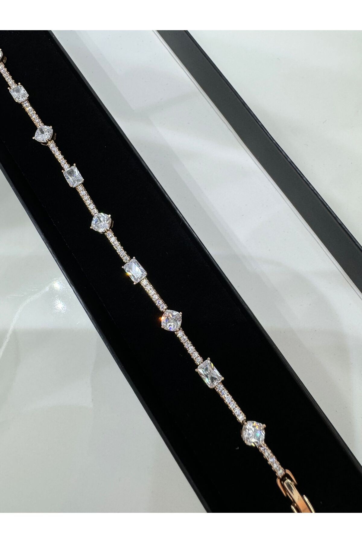 Çelik Rose Gold Zirkon Taşlı Su Yolu Bileklik