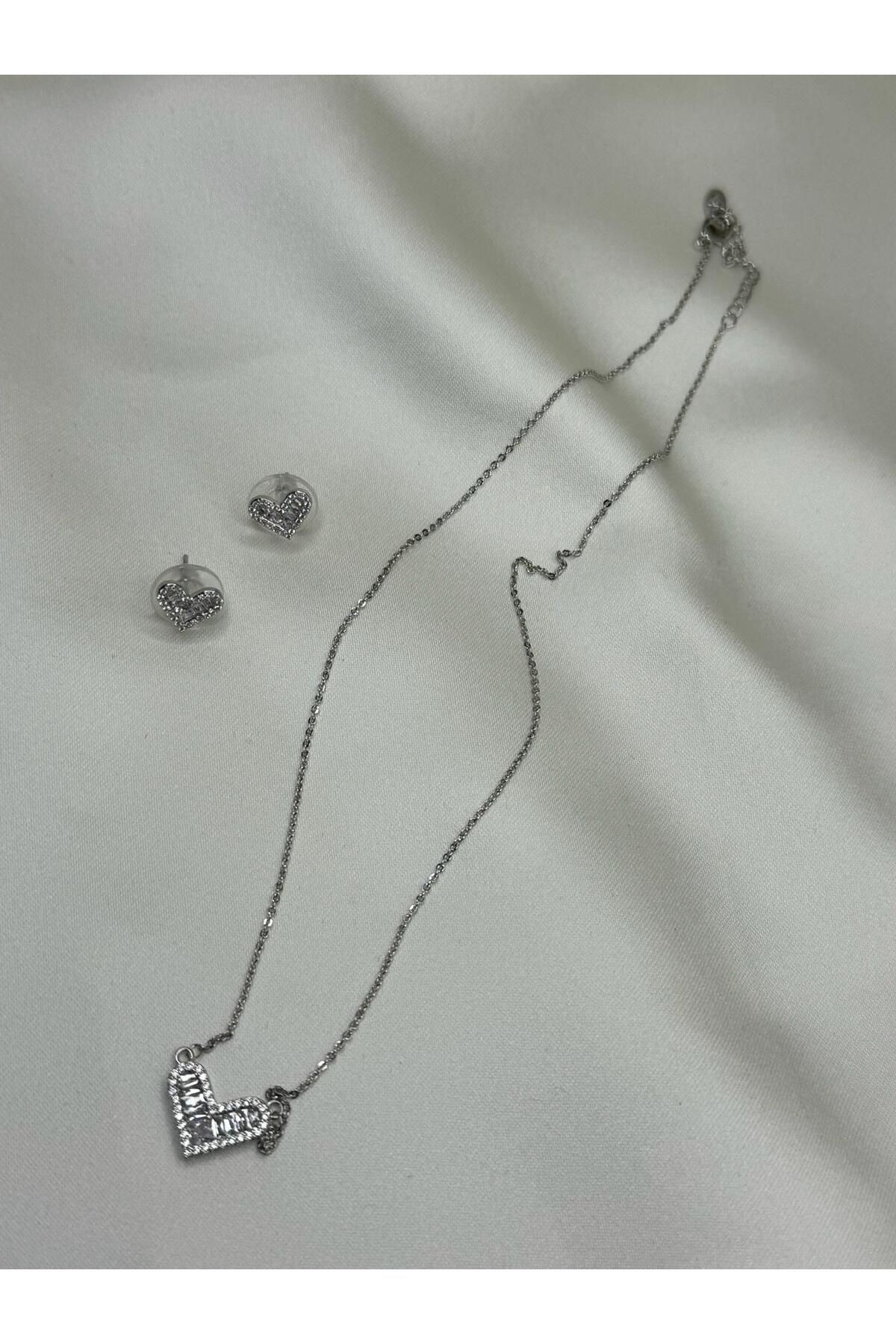 Zirkon taşlı kalp set