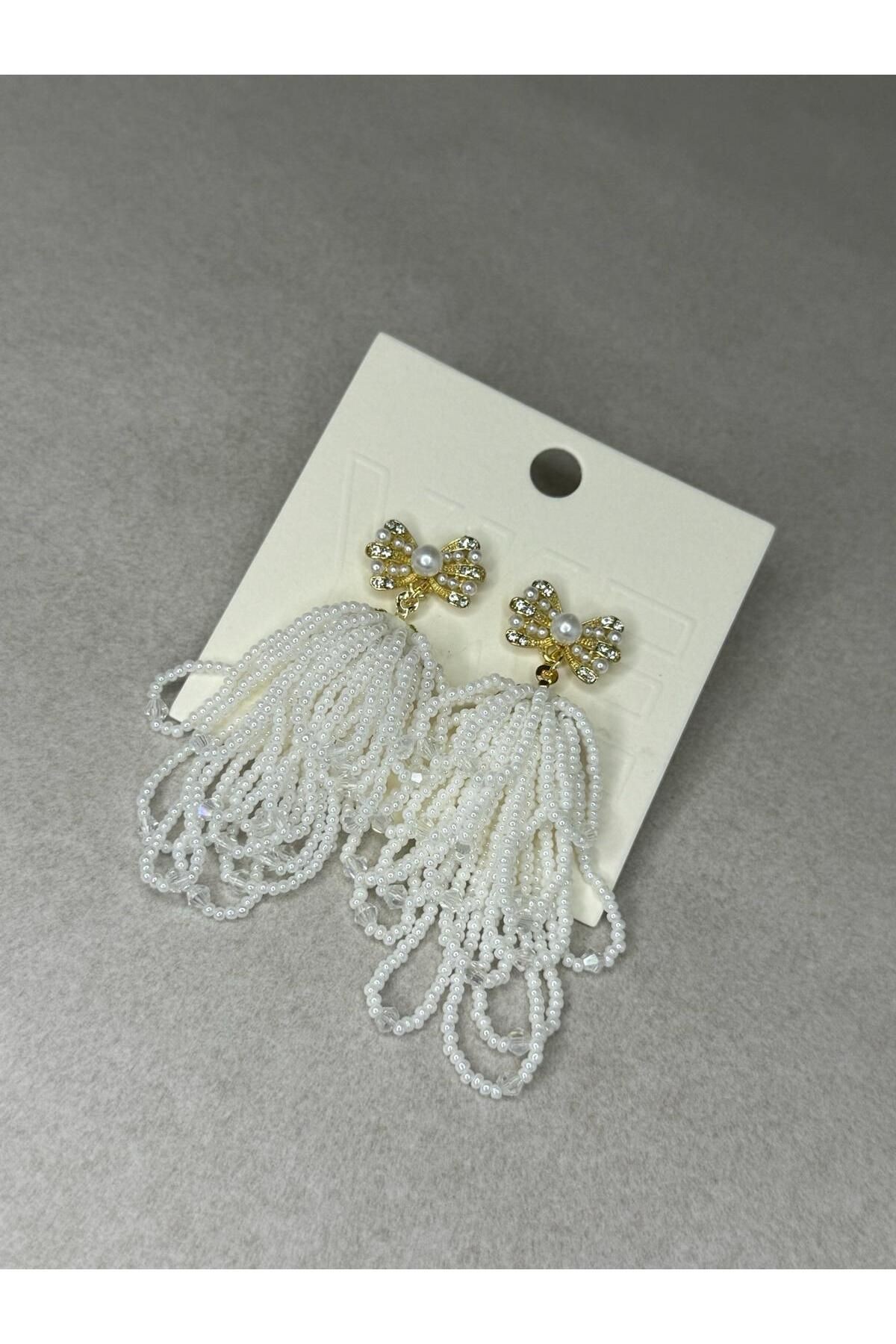 gold Kurdele detaylı sallantılı küpe