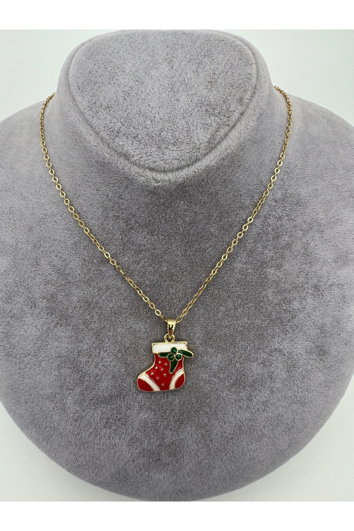 yılbaşı temalı kırmızı noel çorabı kolye