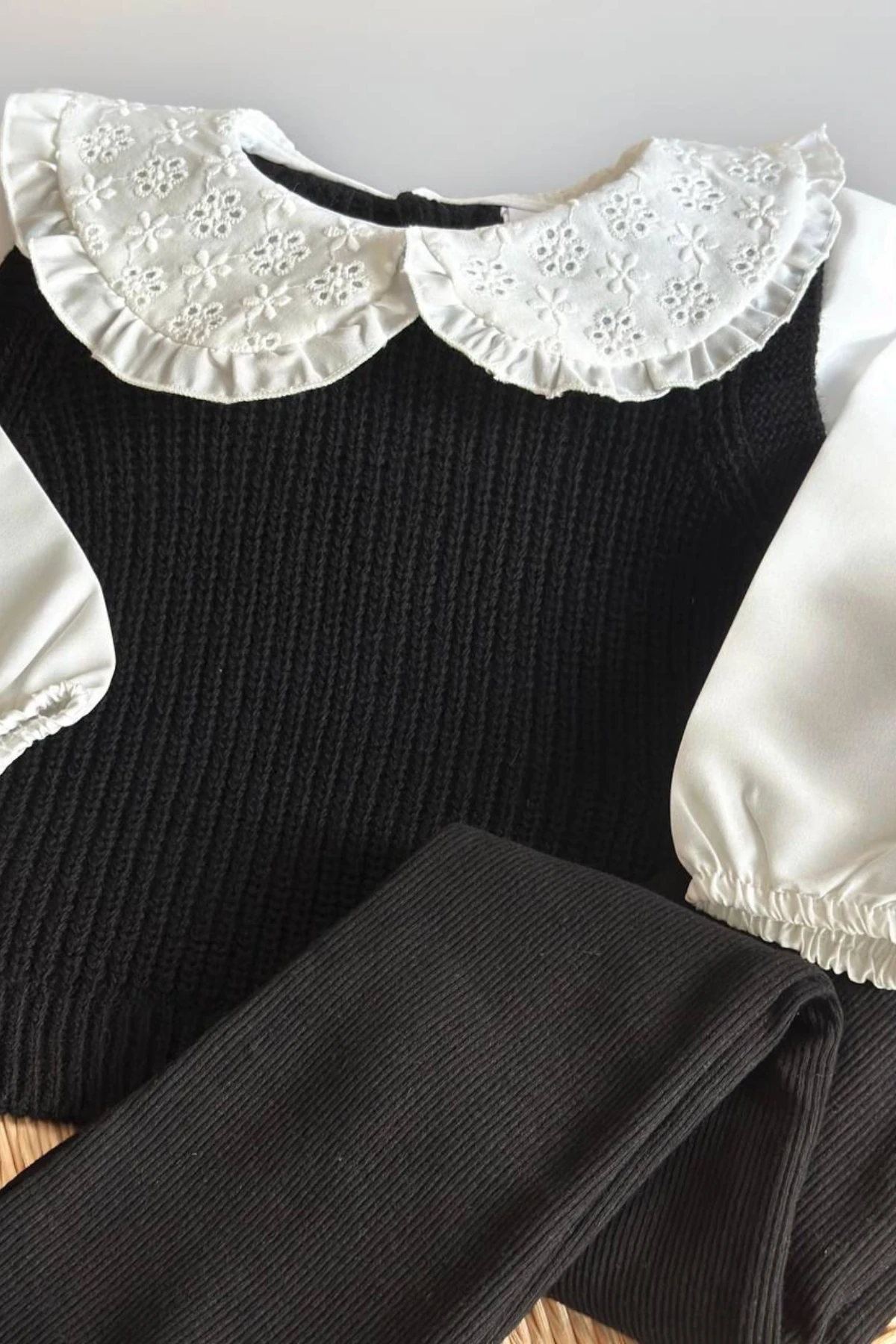 SİYAH RENK TRİKO KUMAŞ FİSTO DETAY BEBE YAKA KIZ ÇOCUK ALT ÜST TAKIM