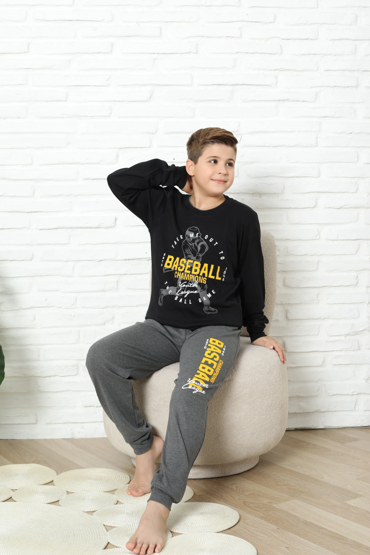 SİYAH RENK BASEBALL YAZILI ERKEK ÇOCUK PİJAMA TAKIMI