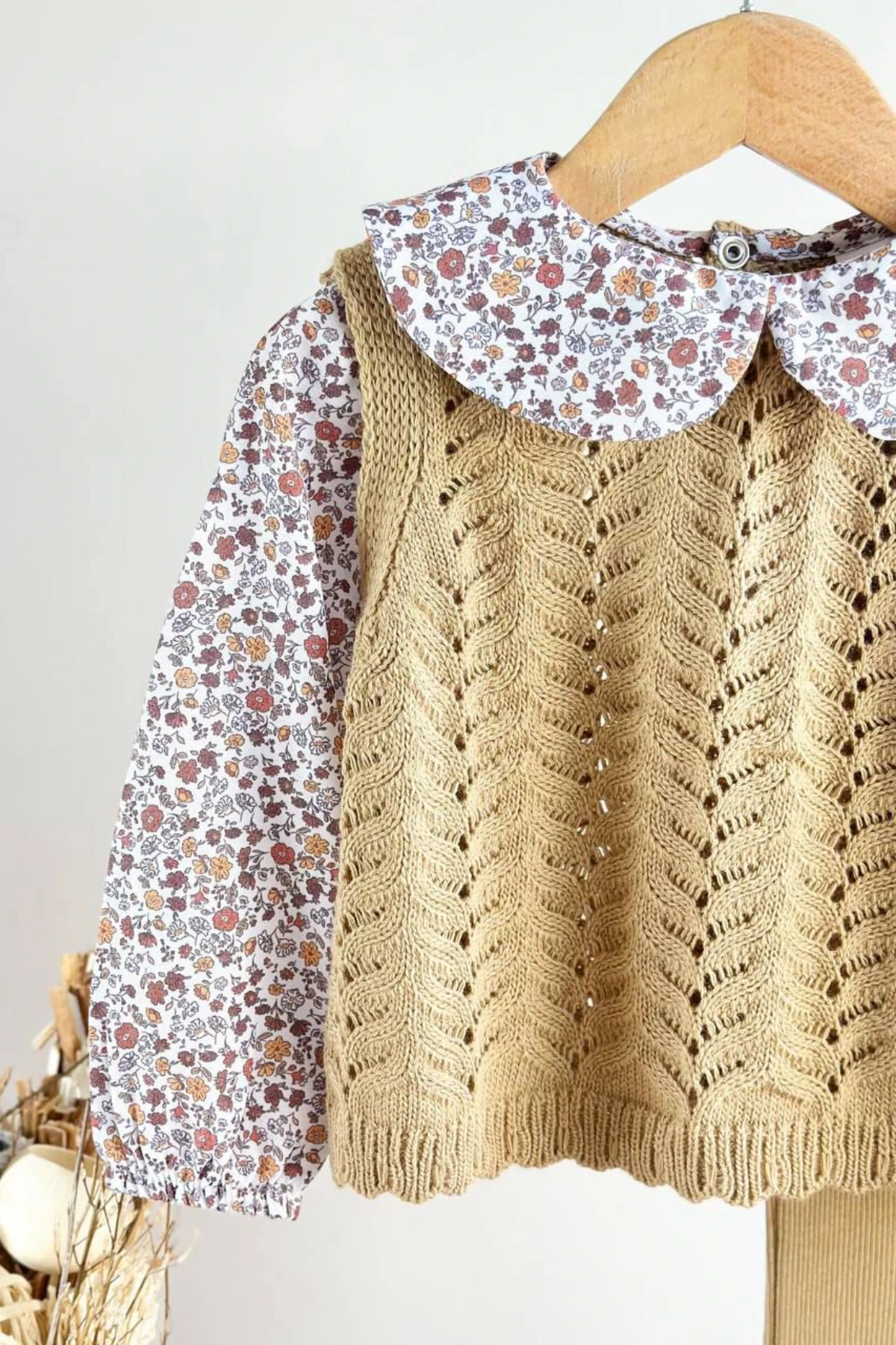 BEJ RENK TRİKO KUMAŞ BEBE YAKA KIZ ÇOCUK ALT ÜST TAKIM