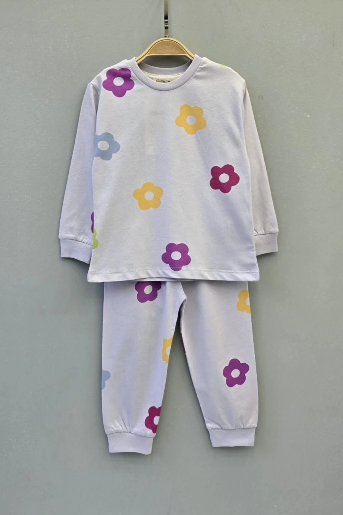 LİLA ÇİÇEK DESEN KIZ BEBEK PİJAMA TAKIMI