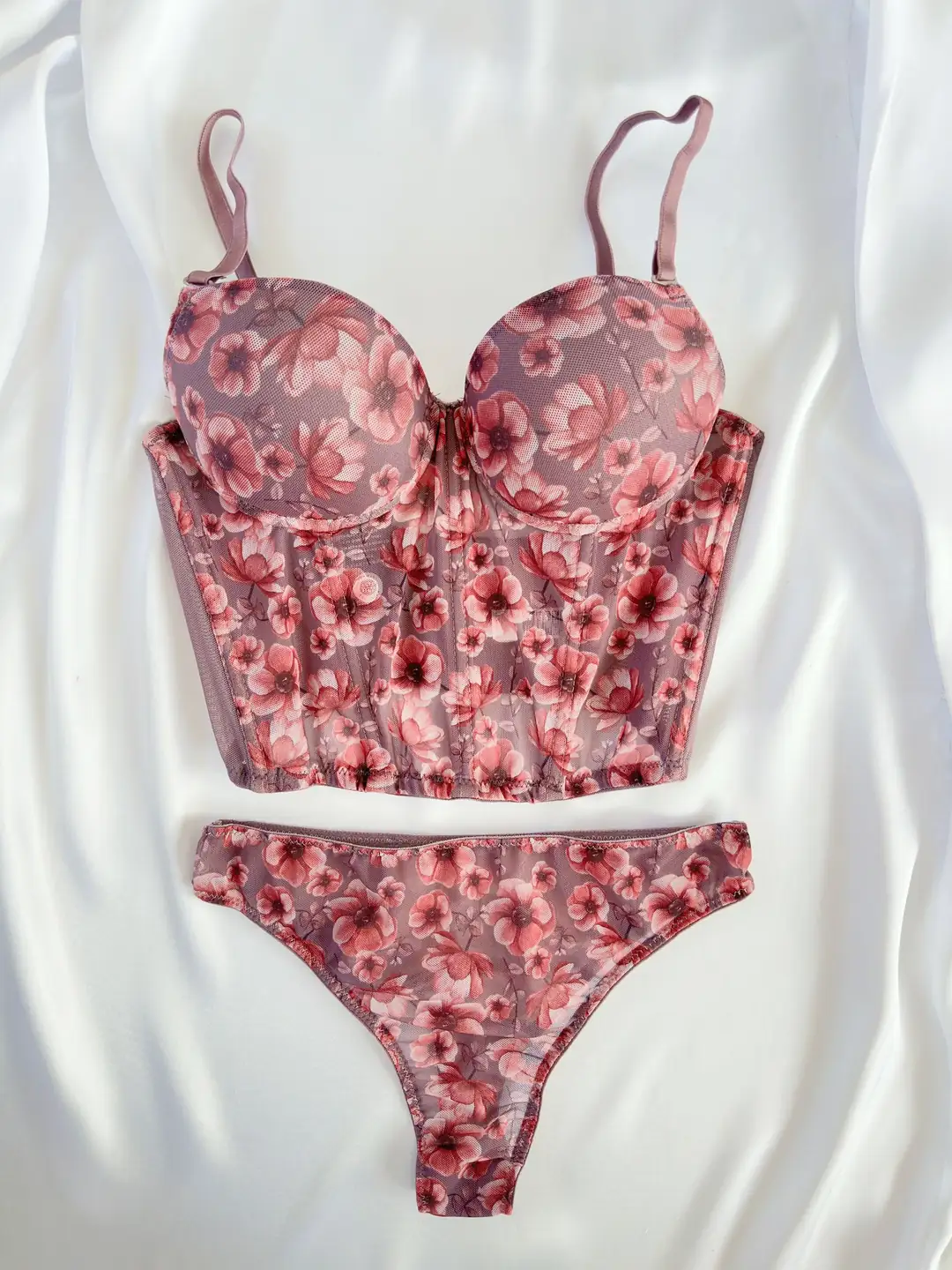 MÜRDÜM ÇİÇEKLİ BÜSTİYER TAKIMI