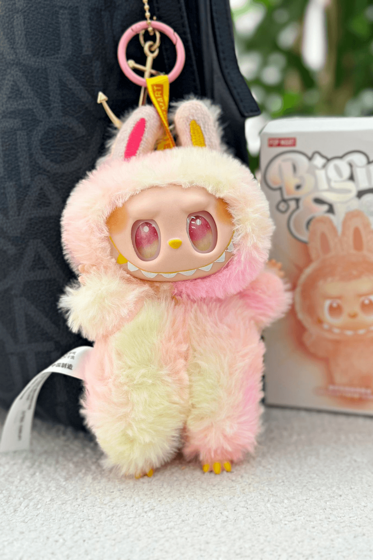  PEMBE RENK LABUBU KARAKTERLİ ANAHTARLIK (16 CM)