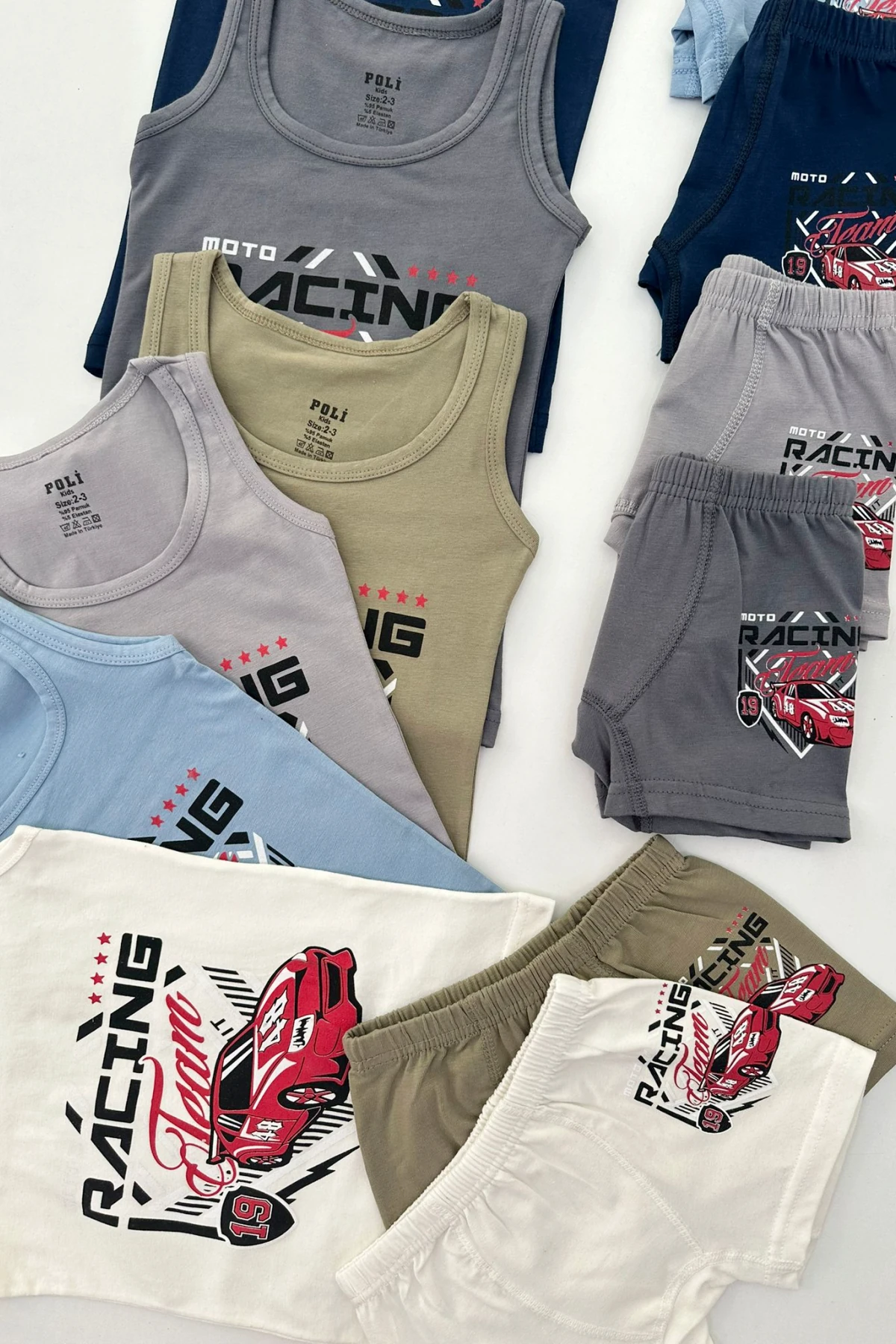 6'LI KIRMIZI ARABA BASKILI ERKEK ÇOCUK ATLET BOXER TAKIM