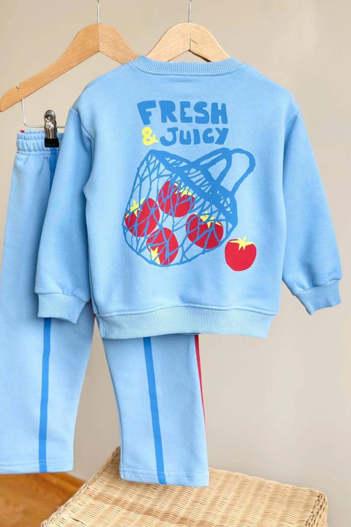 MAVİ RENK DOMATES BASKILI UNISEX EŞOFMAN TAKIMI
