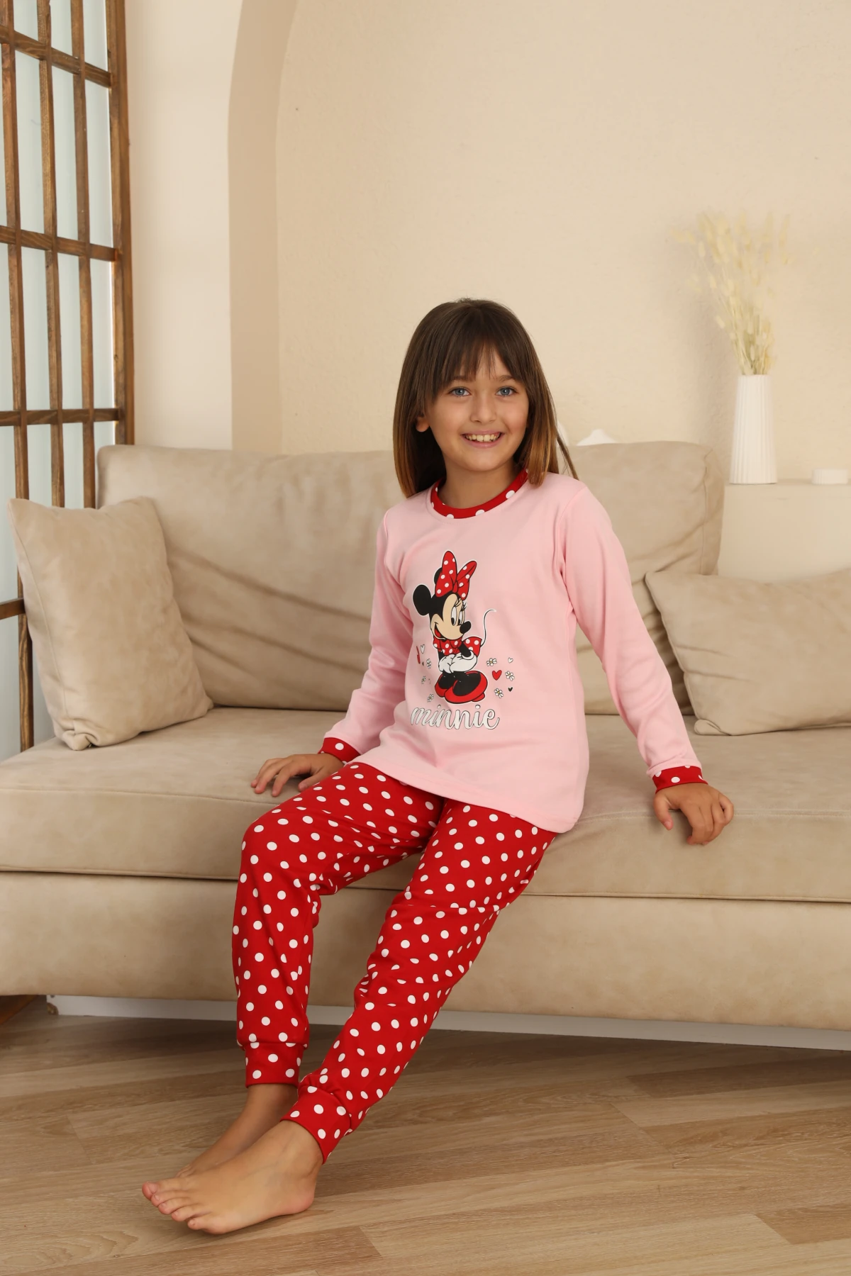 PEMBE  RENK MİNNİE MOUSE BASKILI KIZ ÇOCUK PİJAMA TAKIMI
