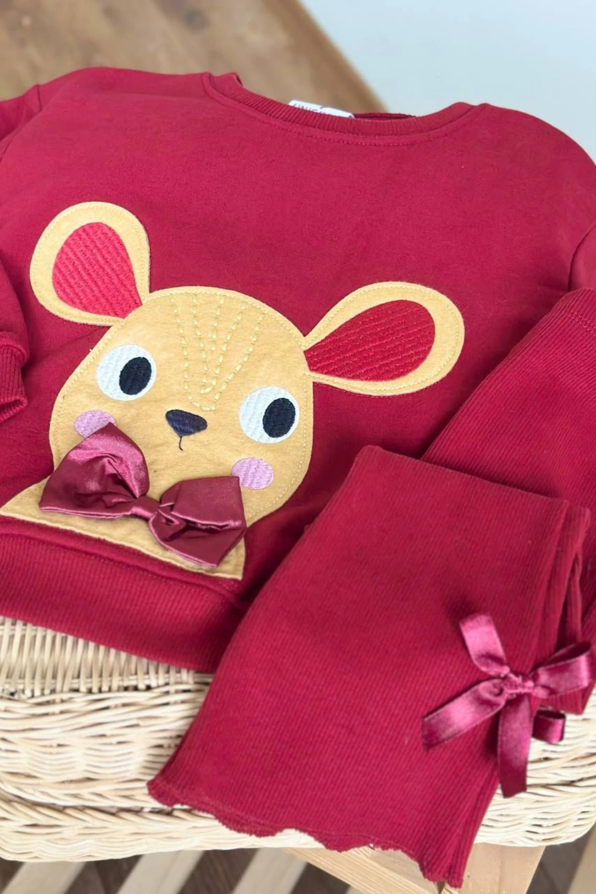 BORDO RENK TAVŞAN BASKILI KIZ ÇOCUK ALT ÜST TAKIM