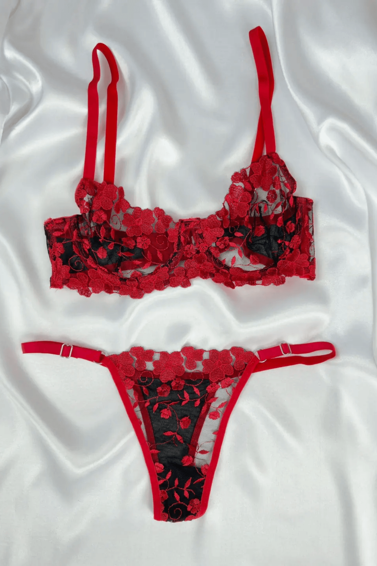 KIRMIZI YONCA DESEN BRA SET