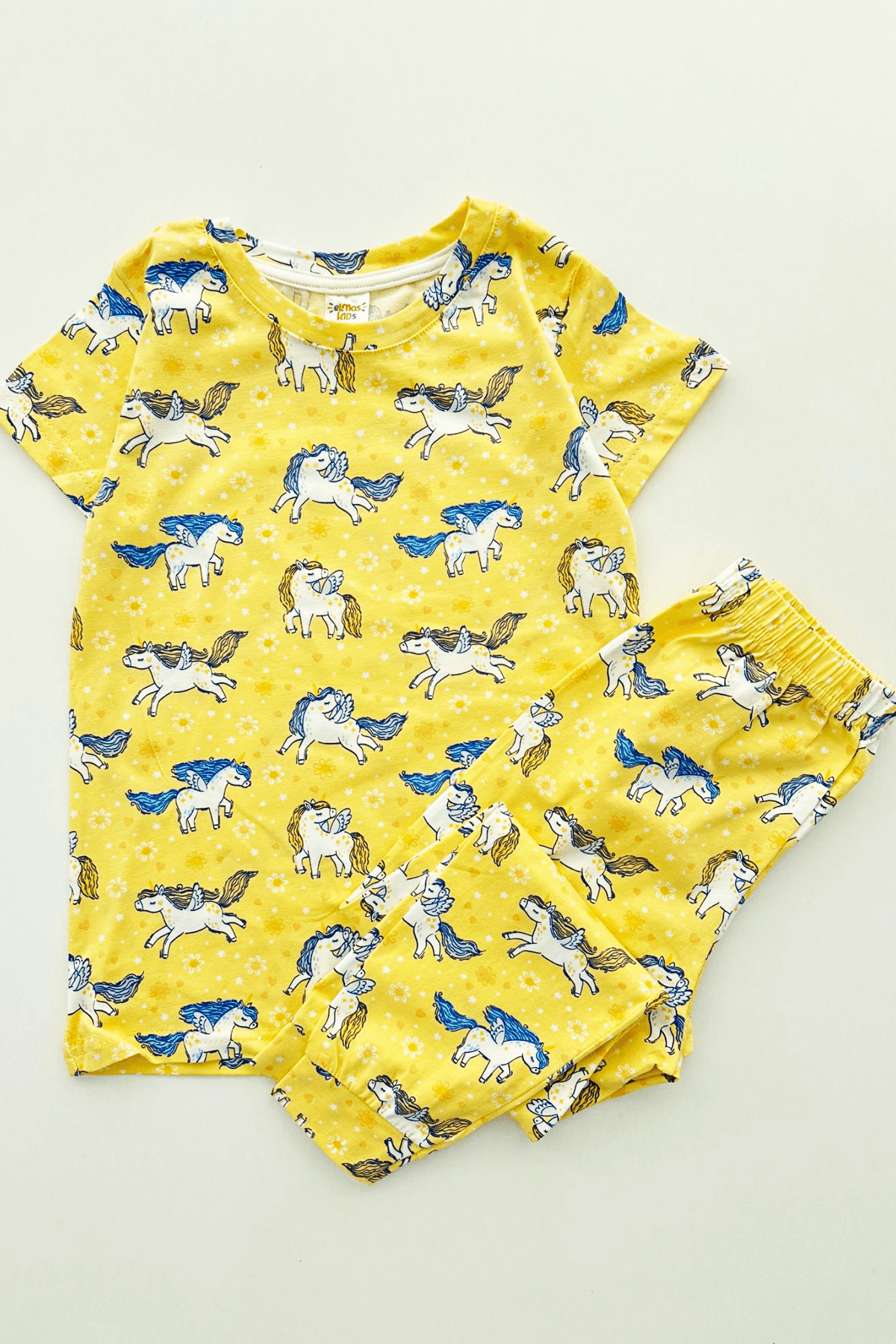 SARI RENK UNICORN DESEN KIZ ÇOCUK KISA KOL PİJAMA TAKIMI 