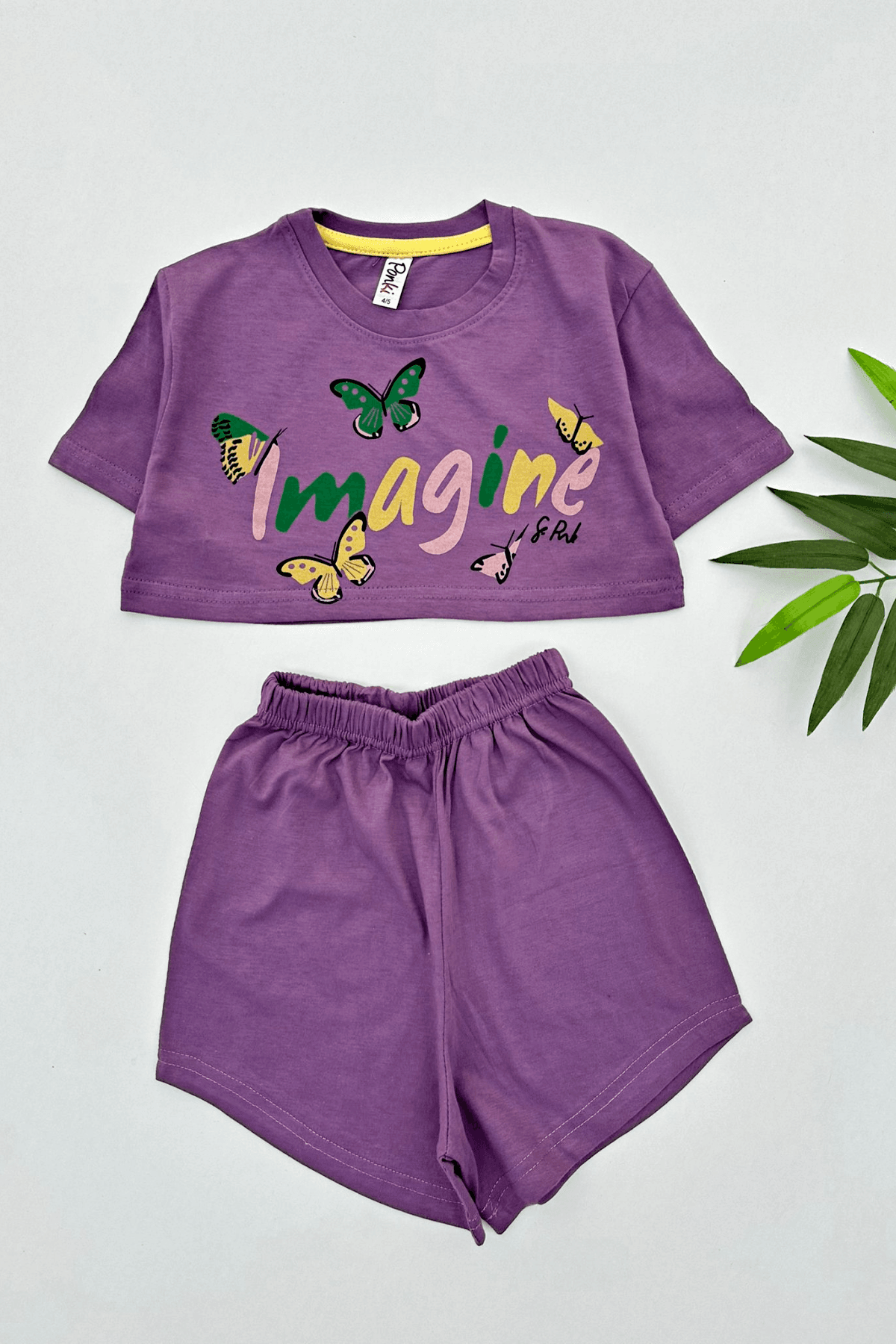 MOR RENK KELEBEK DESENLİ CROP MODEL ŞORTLU KIZ ÇOCUK PİJAMA TAKIMI
