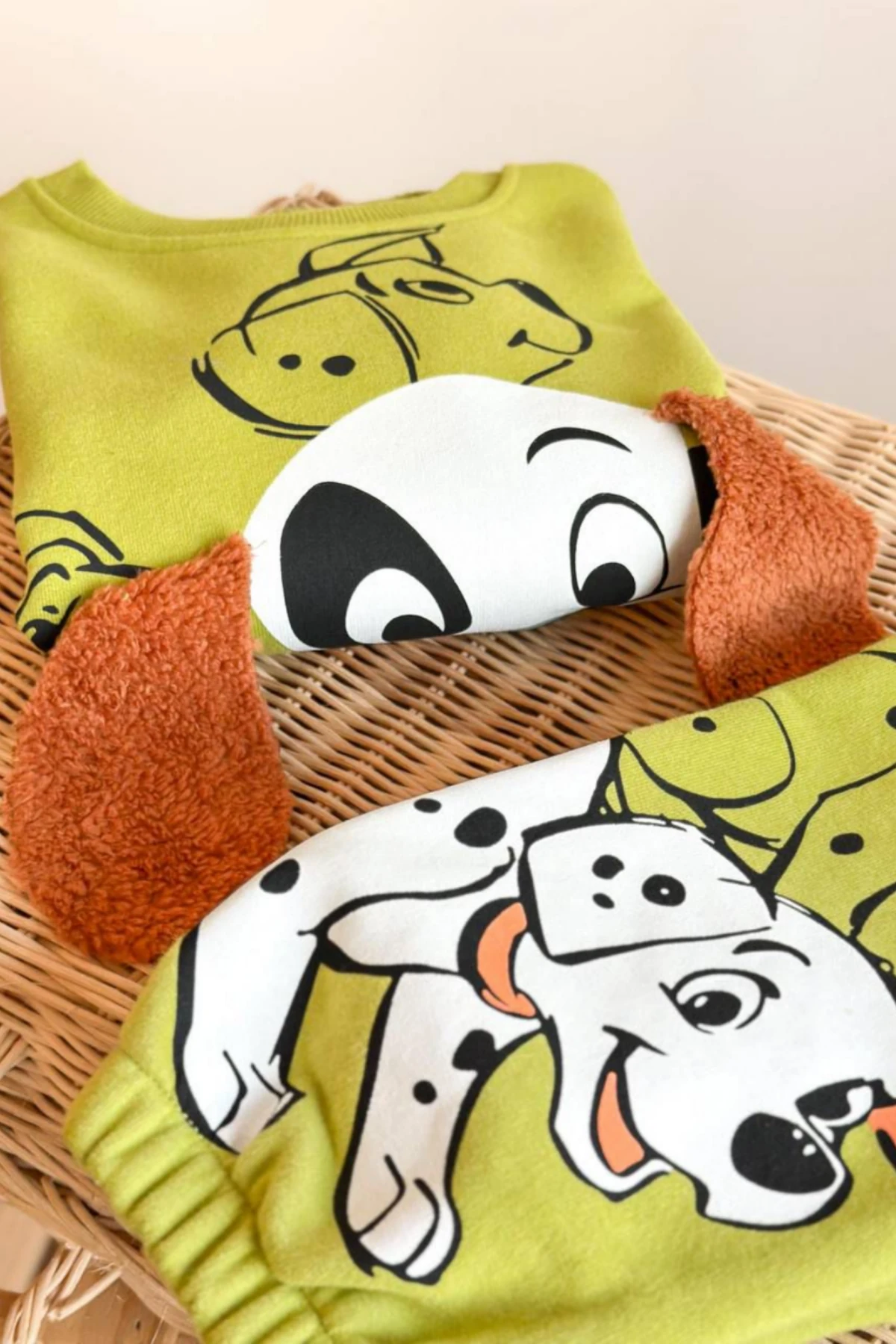 FISTIK YEŞİLİ KÖPEK BASKILI ERKEK ÇOCUK EŞOFMAN TAKIMI