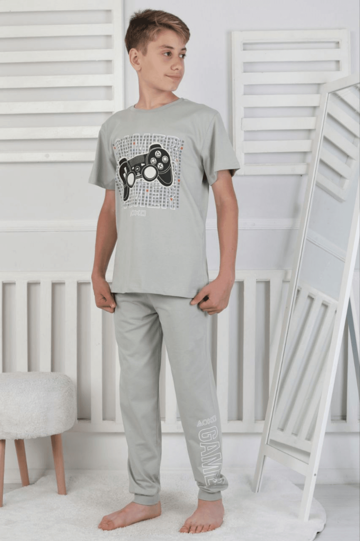 GRİ RENK ATARİ BASKILI ERKEK ÇOCUK KISA KOL PİJAMA TAKIMI