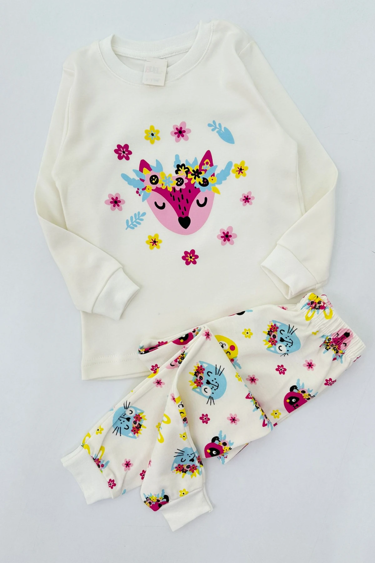 EKRU RENK TİLKİ DESEN KIZ ÇOCUK PİJAMA TAKIMI