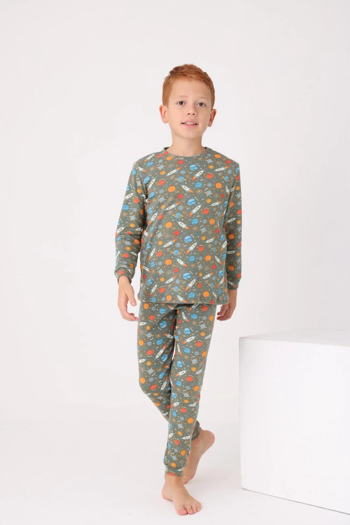 HAKİ RENK GEZEGEN DESEN ERKEK ÇOCUK PİJAMA TAKIMI