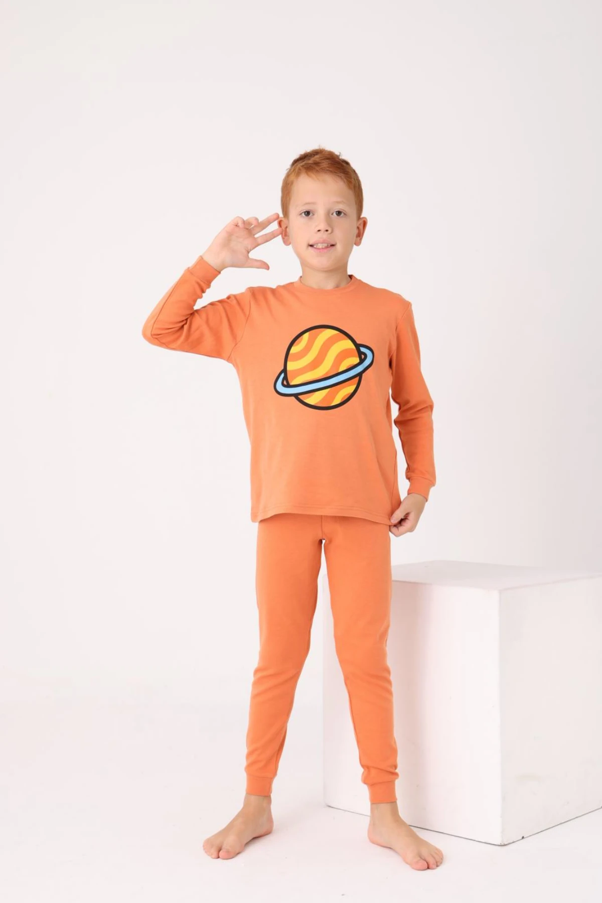 TURUNCU GEZEGEN BASKILI ERKEK ÇOCUK PİJAMA TAKIMI