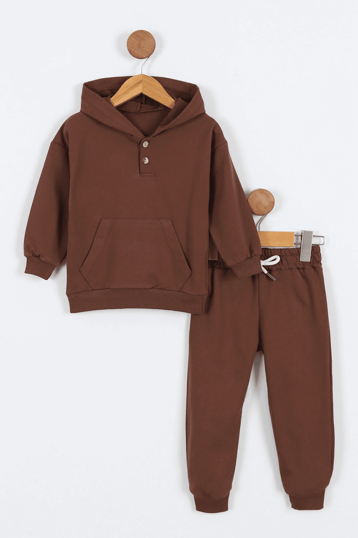 KAHVERENGİ KAPÜŞONLU CEPLİ  UNISEX EŞOFMAN TAKIMI