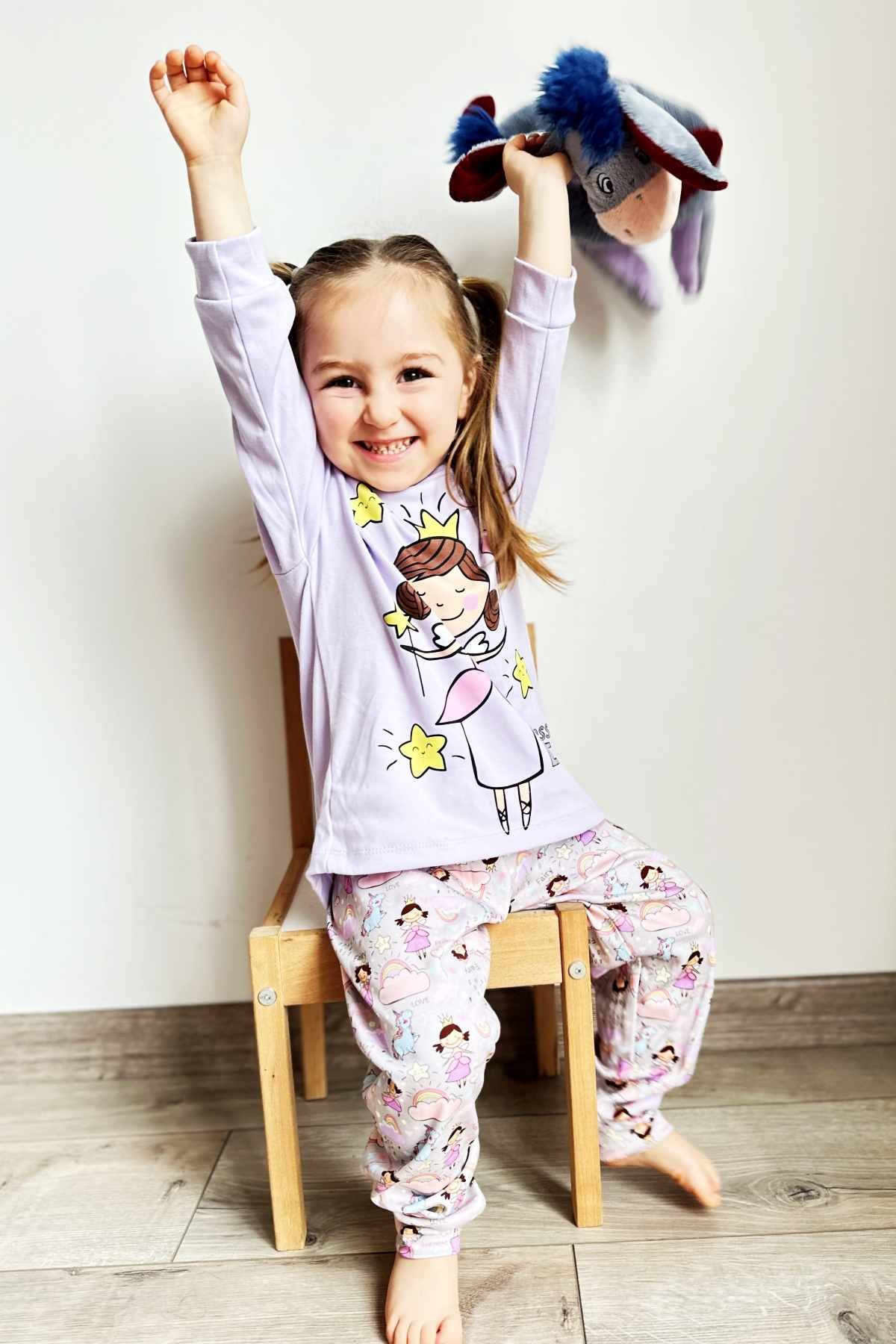 PRENSES KIZ DESEN PİJAMA TAKIMI