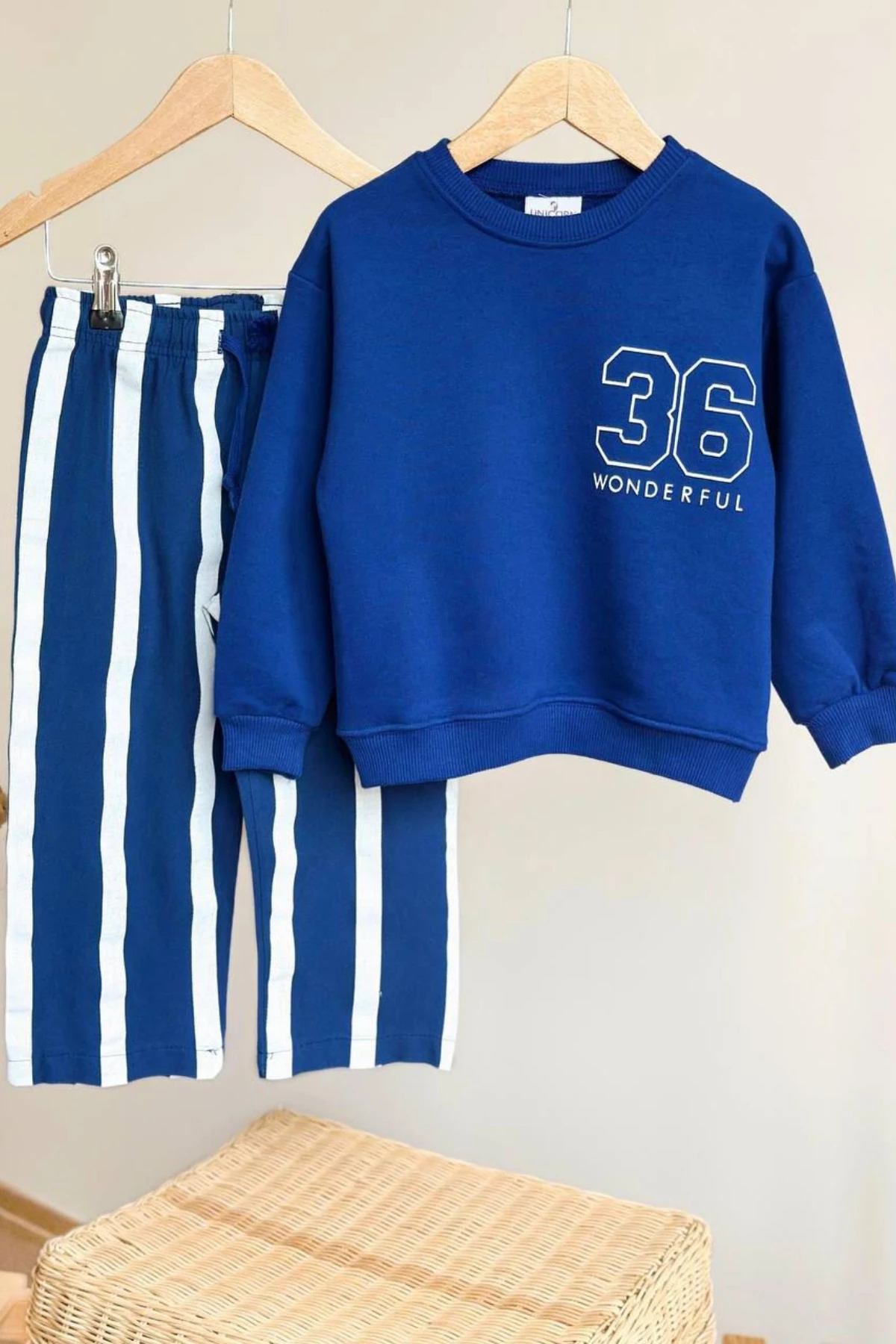 SAKS MAVİSİ ARKASI SAYI BASKILI ERKEK ÇOCUK ALT ÜST TAKIM