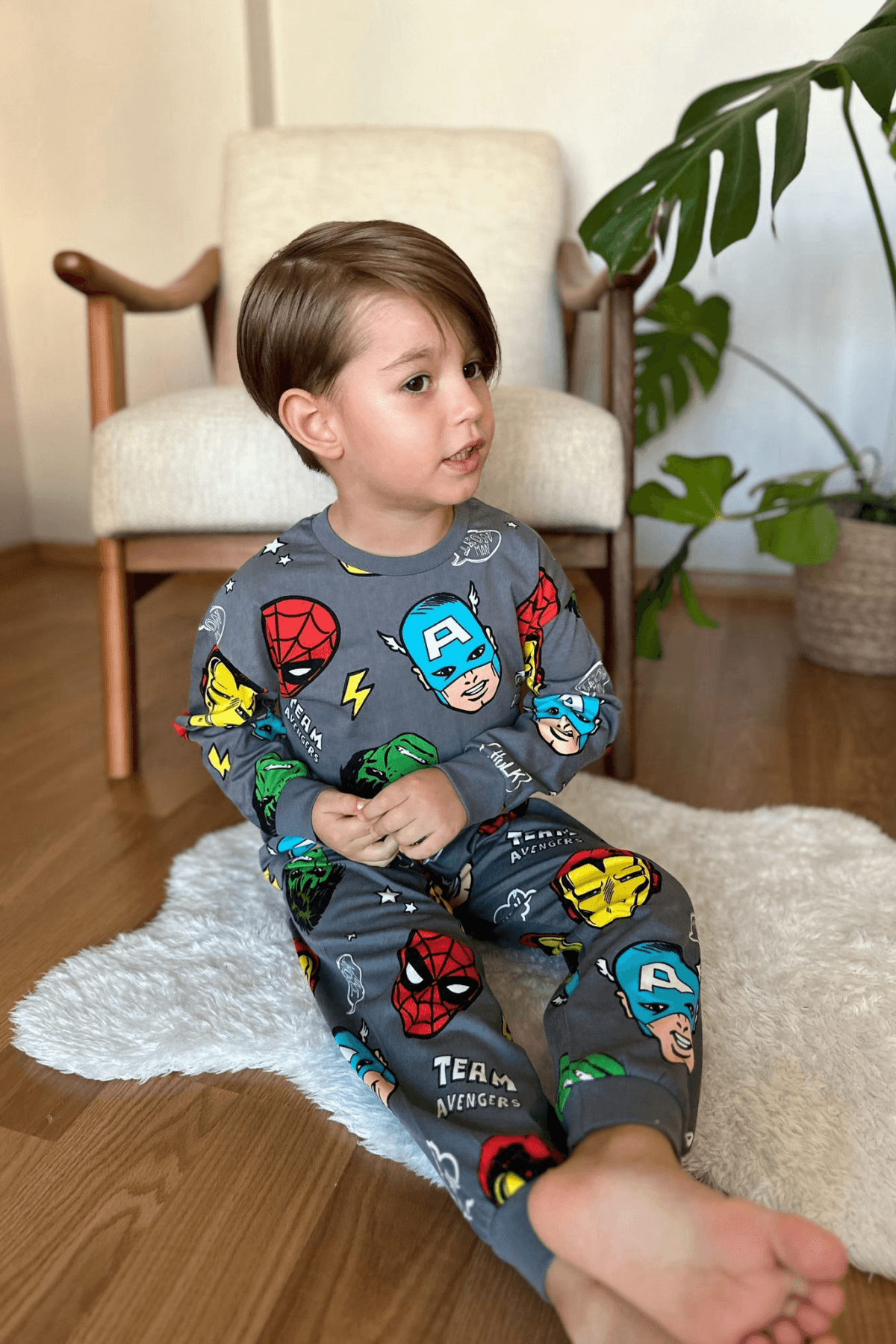 FÜME MARVEL DESEN ERKEK ÇOCUK PİJAMA TAKIMI
