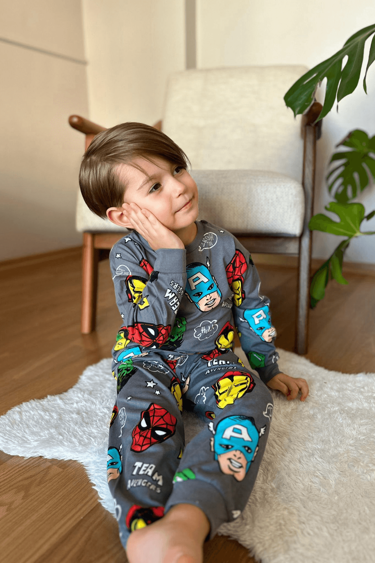 FÜME MARVEL DESEN ERKEK ÇOCUK PİJAMA TAKIMI