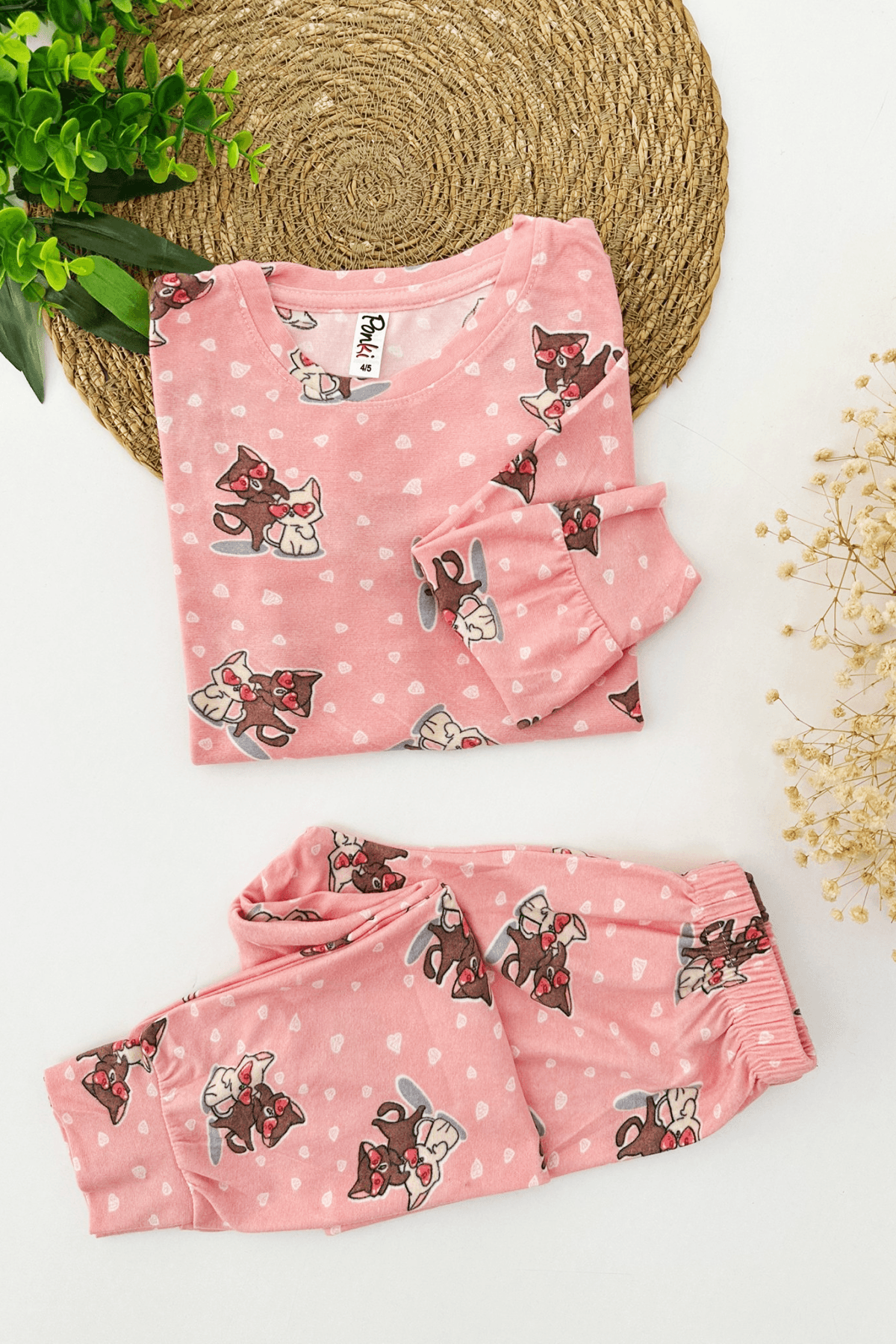 PEMBE RENK KEDİ DESEN SÜET KUMAŞ KIZ ÇOCUK PİJAMA TAKIMI 