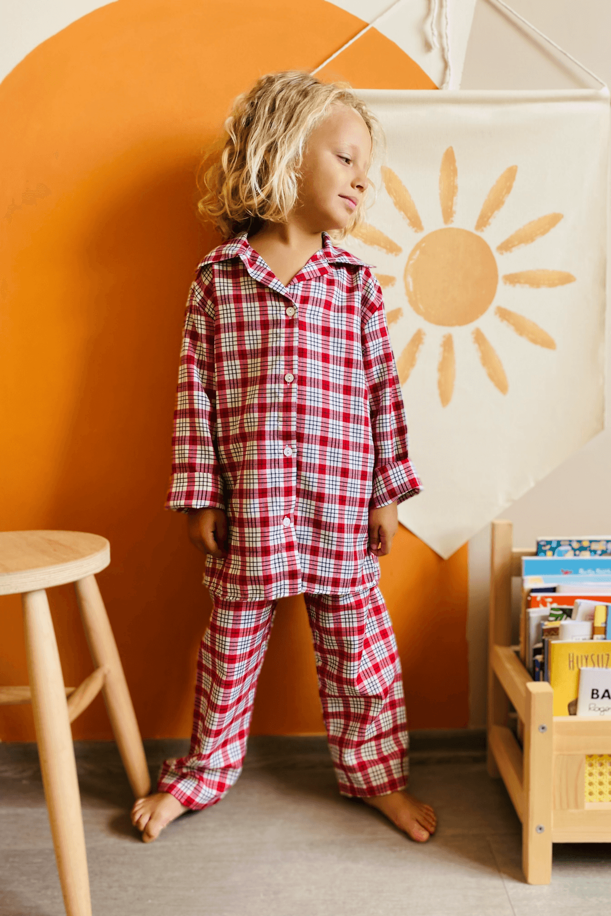ÖNDEN DÜĞMELİ KIRMIZI KARELİ UNISEX PİJAMA TAKIMI