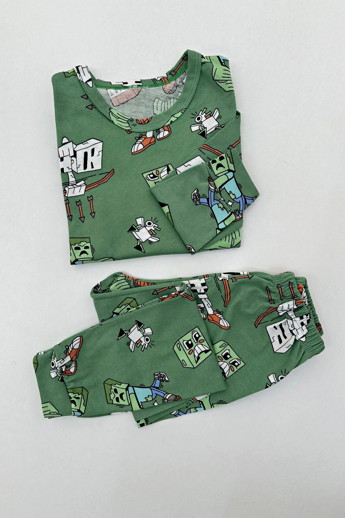 YEŞİL RENK MİNECRAFT DESEN ERKEK ÇOCUK PİJAMA TAKIMI