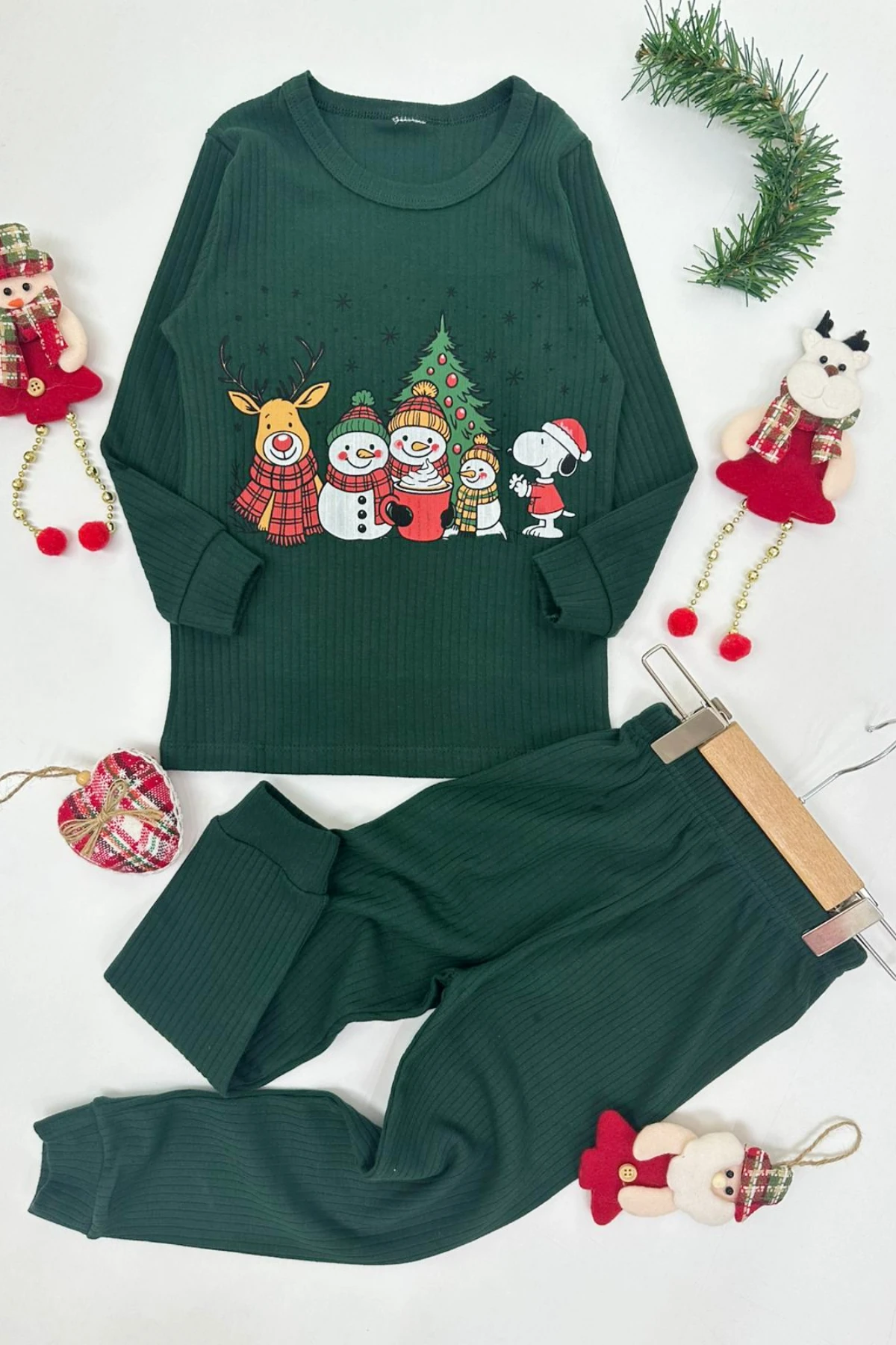 YEŞİL RENK KARDAN ADAM BASKILI YENİ YIL PİJAMASI 