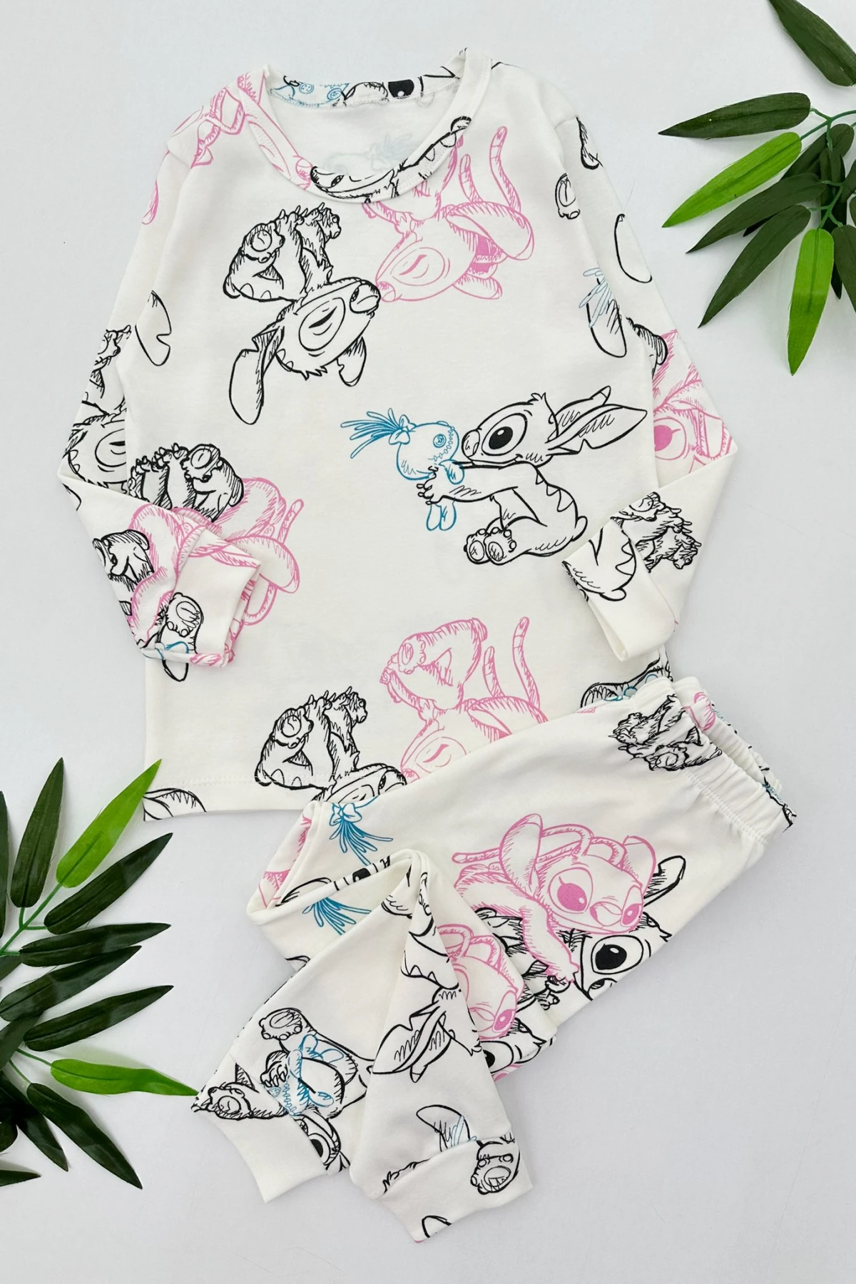 EKRU RENK STİÇ DESEN KIZ ÇOCUK PİJAMA TAKIMI