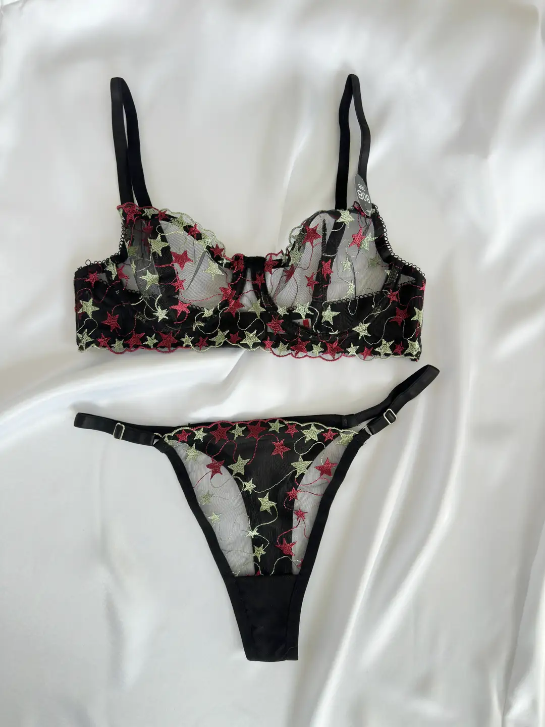 SİYAH TÜL BORDO YILDIZ İŞLEMELİ BRA SET