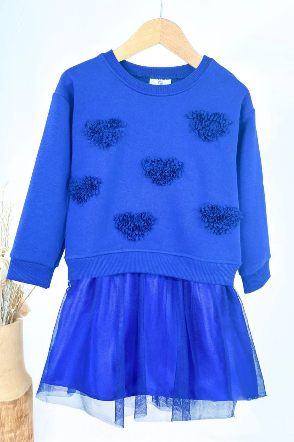 SAKS MAVİSİ KALP NAKIŞLI TÜTÜLÜ KIZ ÇOCUK ELBİSE